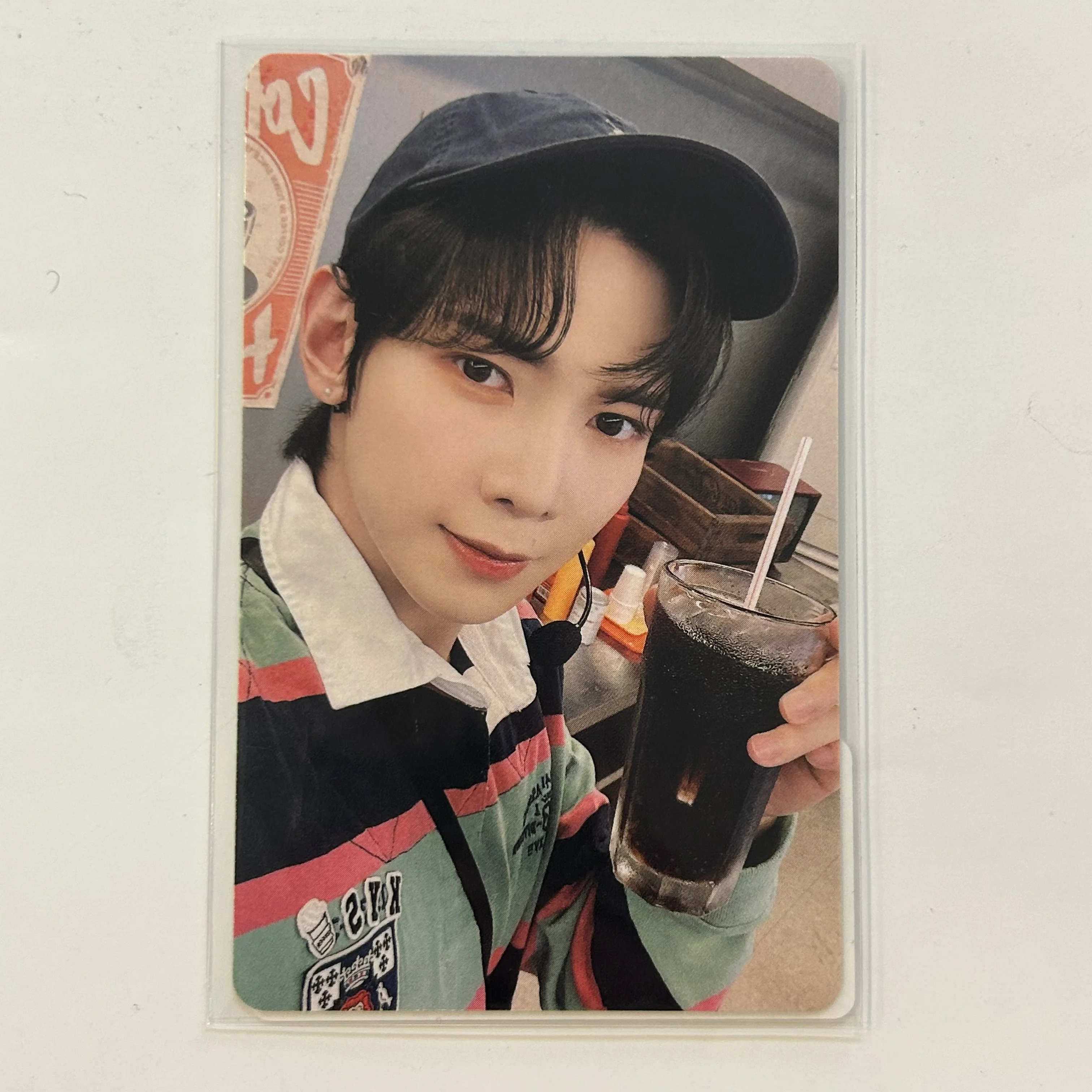 ATEEZ - 2023 SEASON'S GREETINGS Photocard - Image 15
