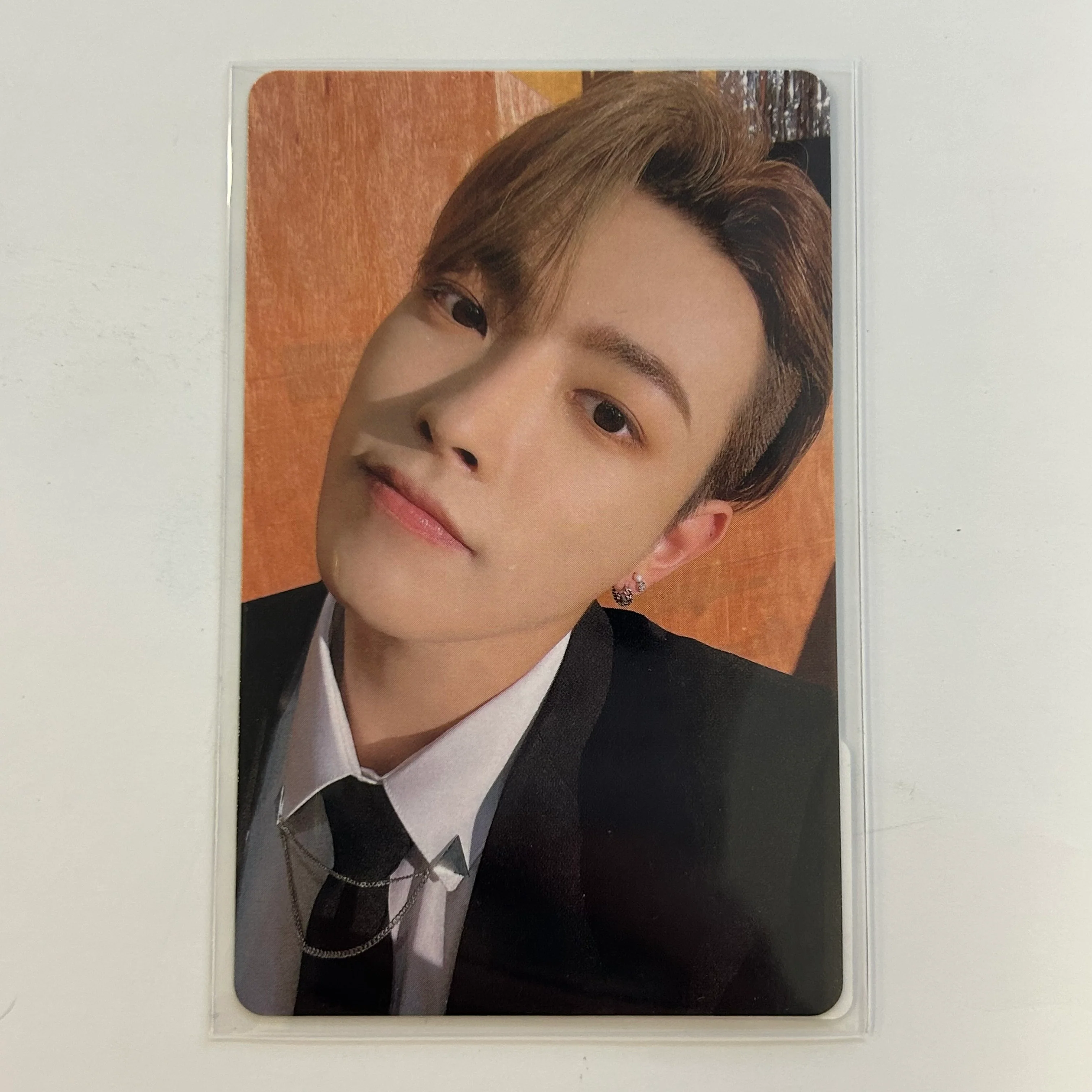 ATEEZ - 2023 SEASON'S GREETINGS Photocard - Image 4