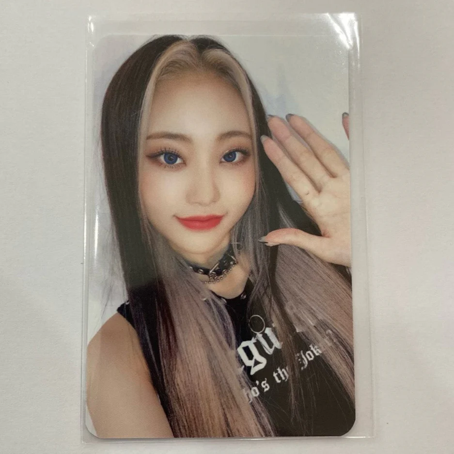 BILLLIE - Chapter Two: Memories & Scenes Makestar Photocards - Image 4
