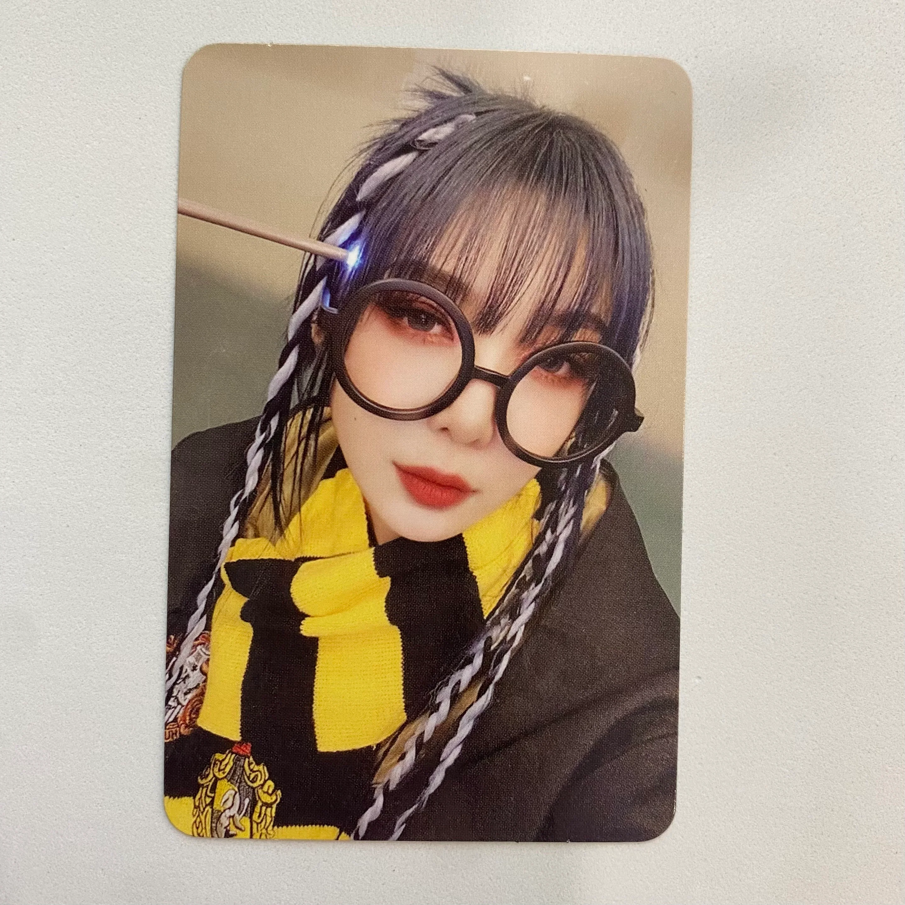 DREAMCATCHER - VILLAINS Makestar Event Photocard - Image 8