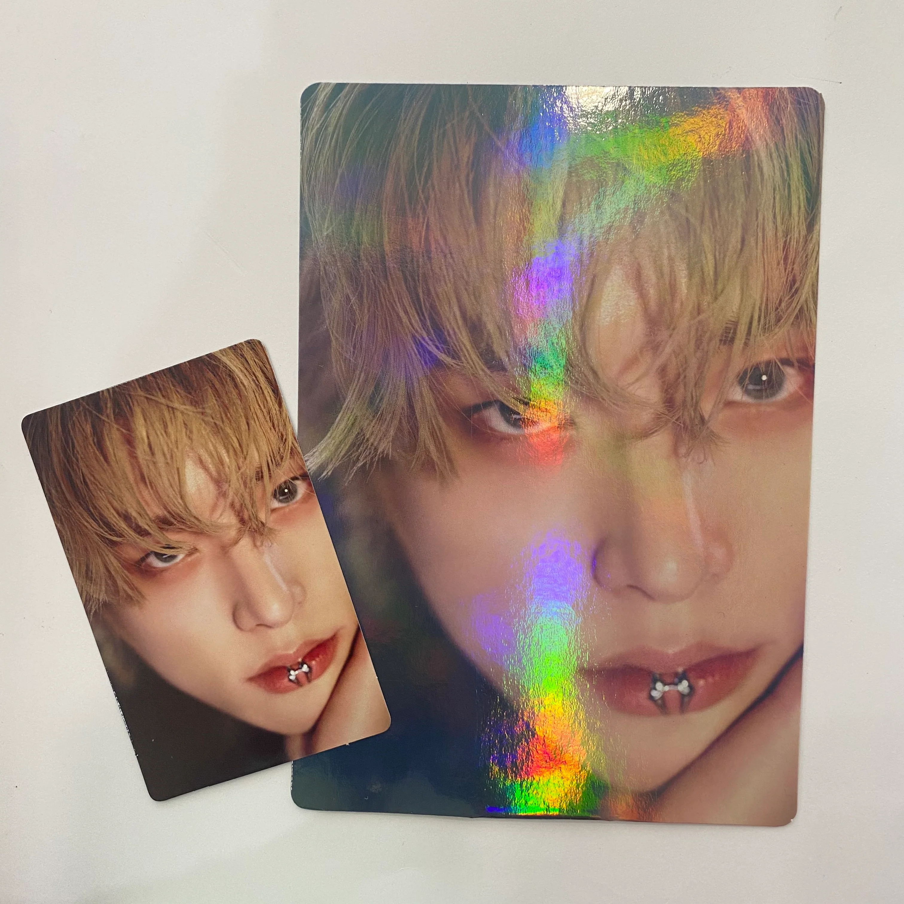ENHYPEN - 'Dark Blood' Weverse Postcard + Photocard - Image 5