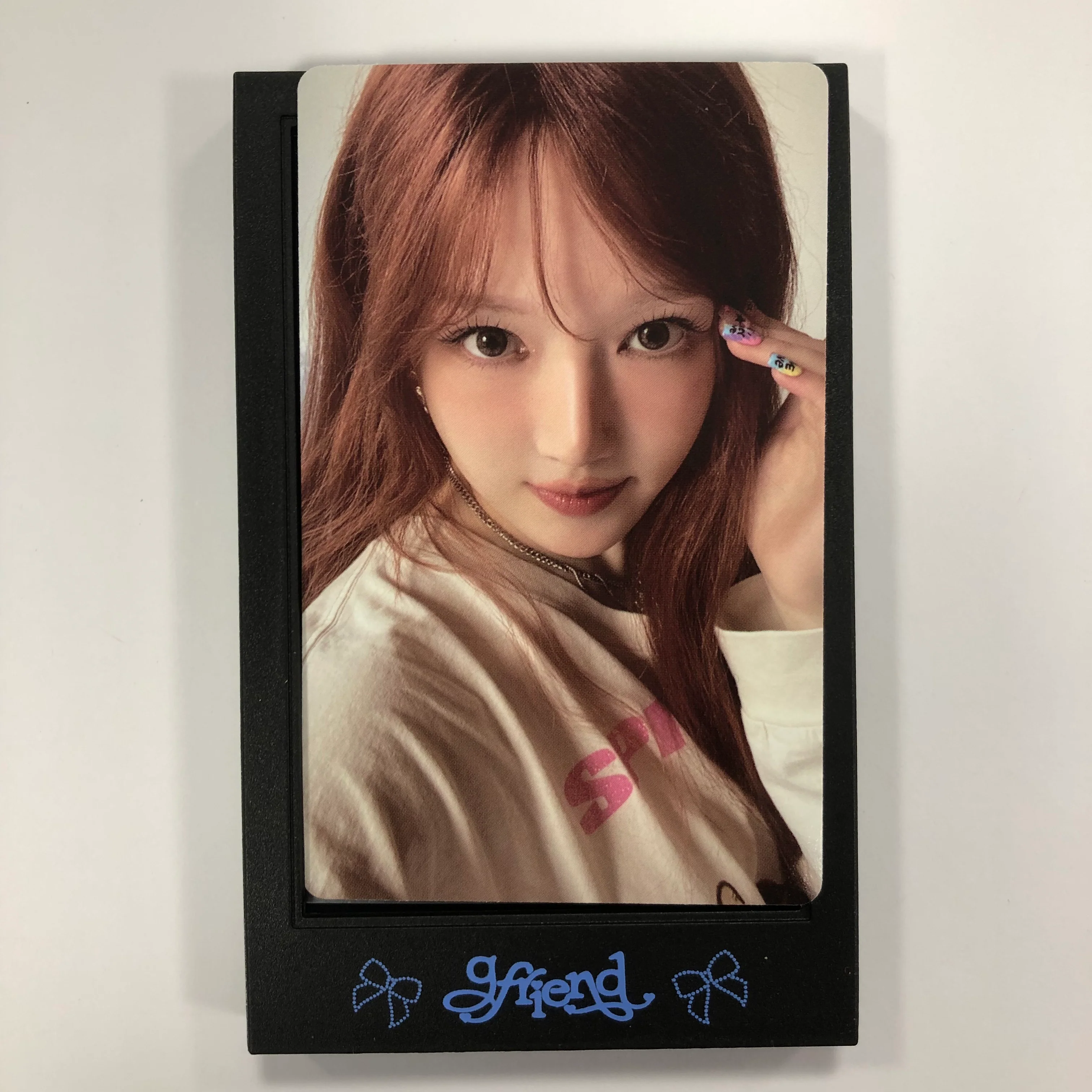 GFRIEND - SEASON OF MEMORIES Weverse Photocard and Frame - Image 3
