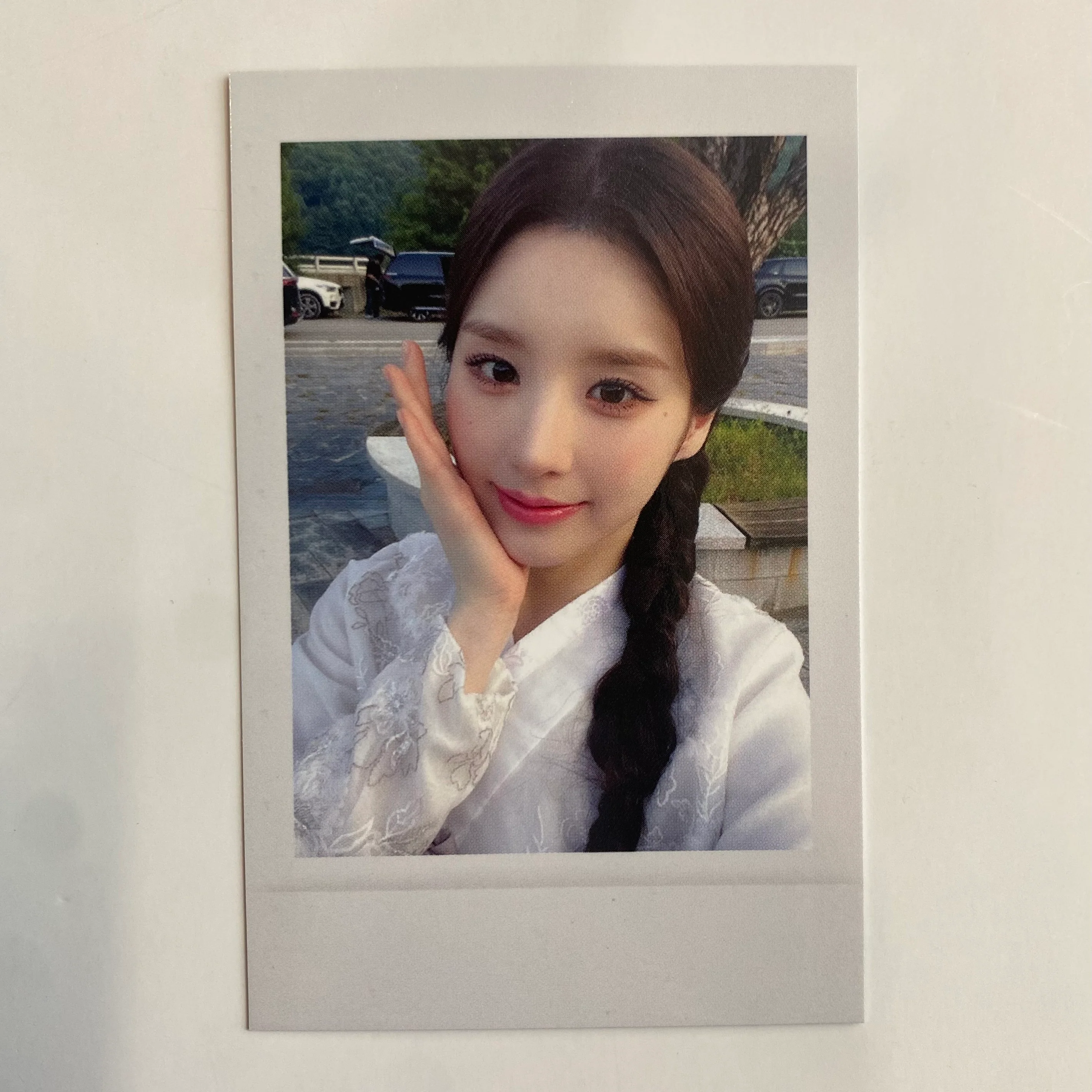 HEEJIN - < K > Apple Music Pre-Order Photocard - Image 3