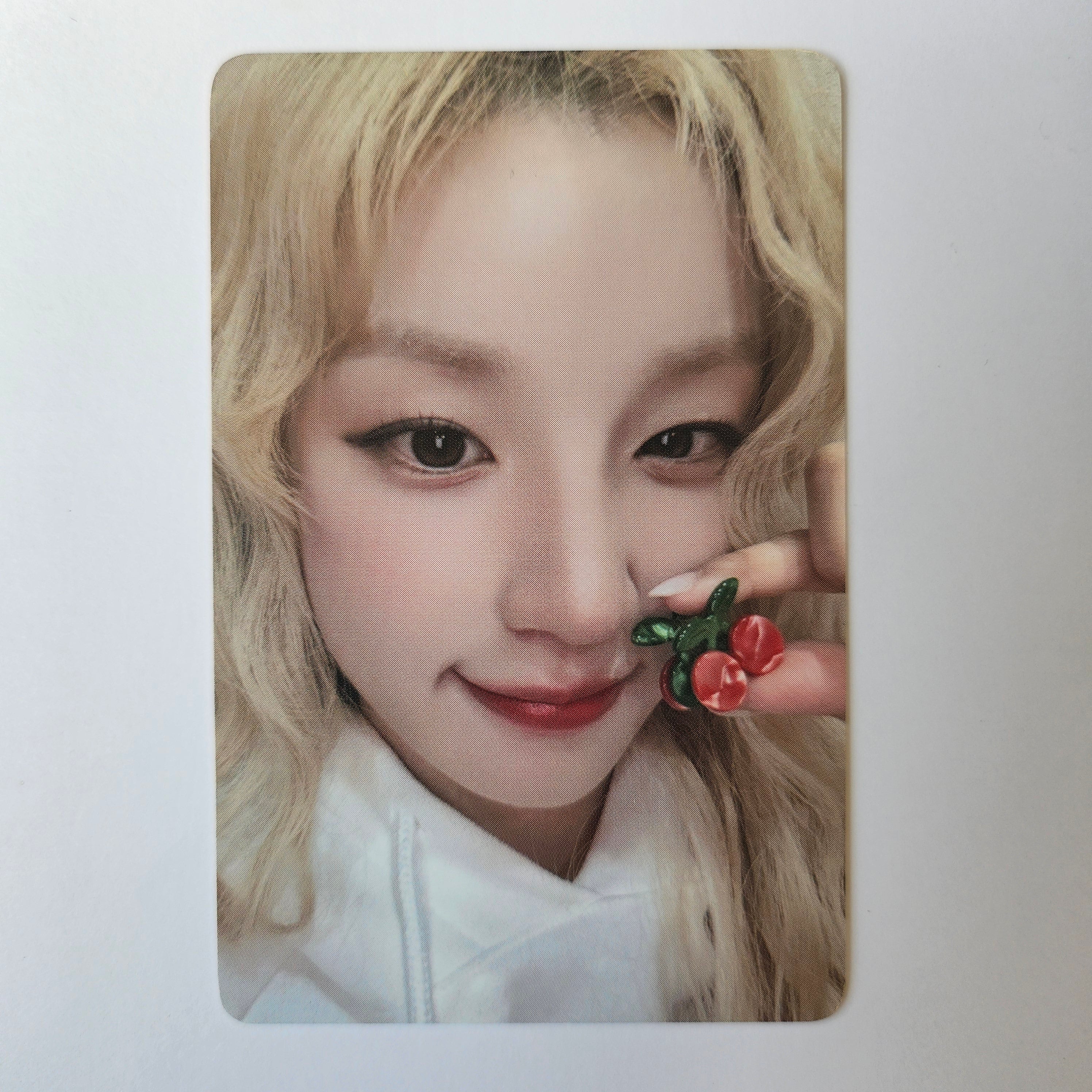 I-DLE - 'We Are' Everline Photocards - Image 6