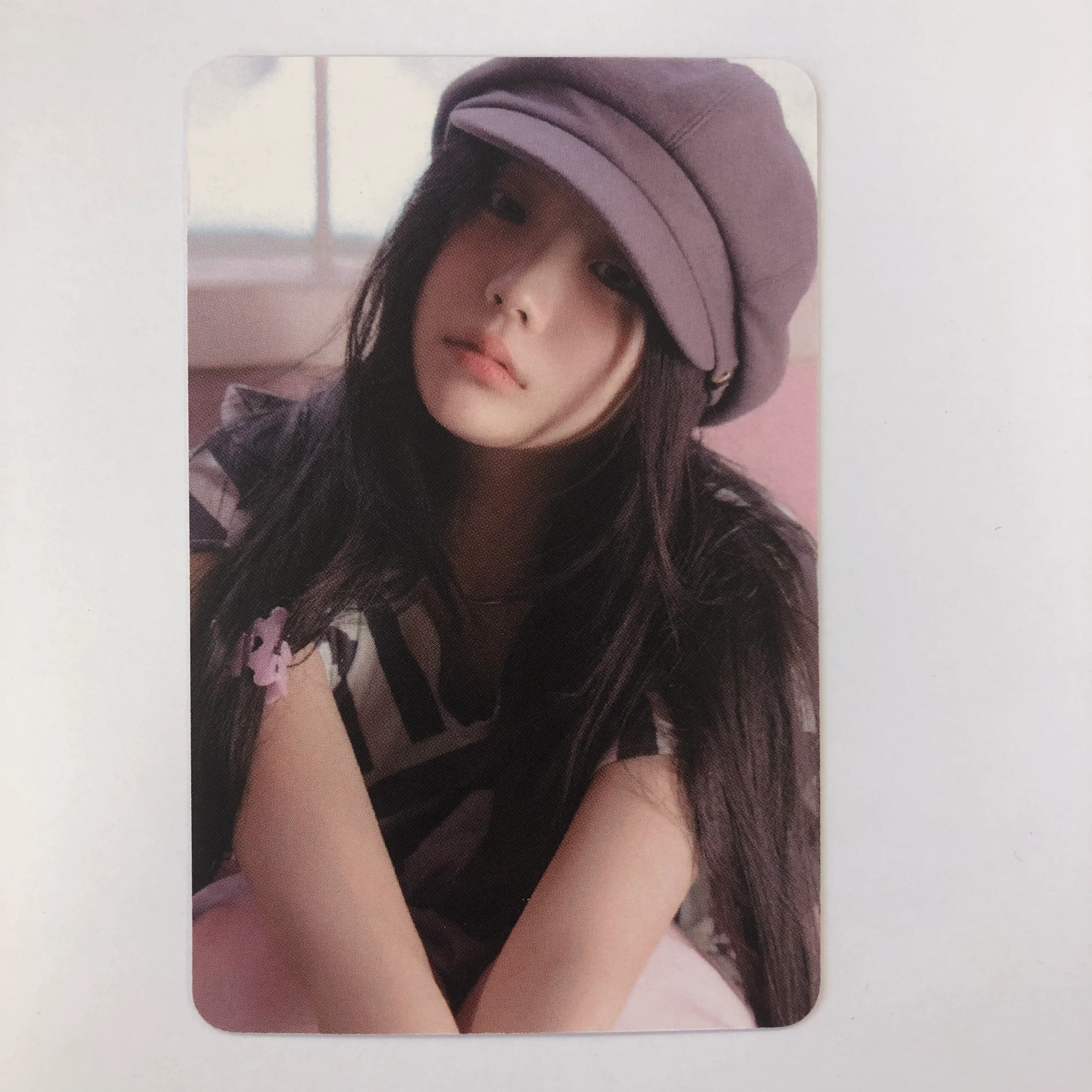 ILLIT - BOMB Apple Music Photocards - Image 5