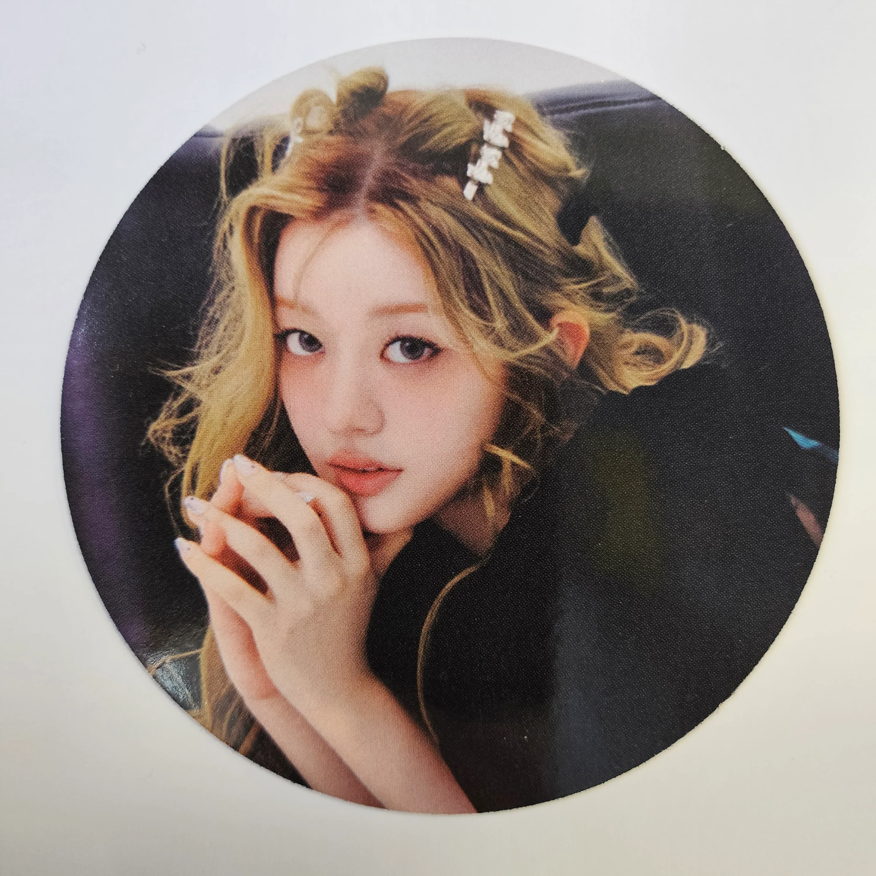 ILLIT - I'll Like You (GLLIT Ver) Soundwave Photocards - Image 4