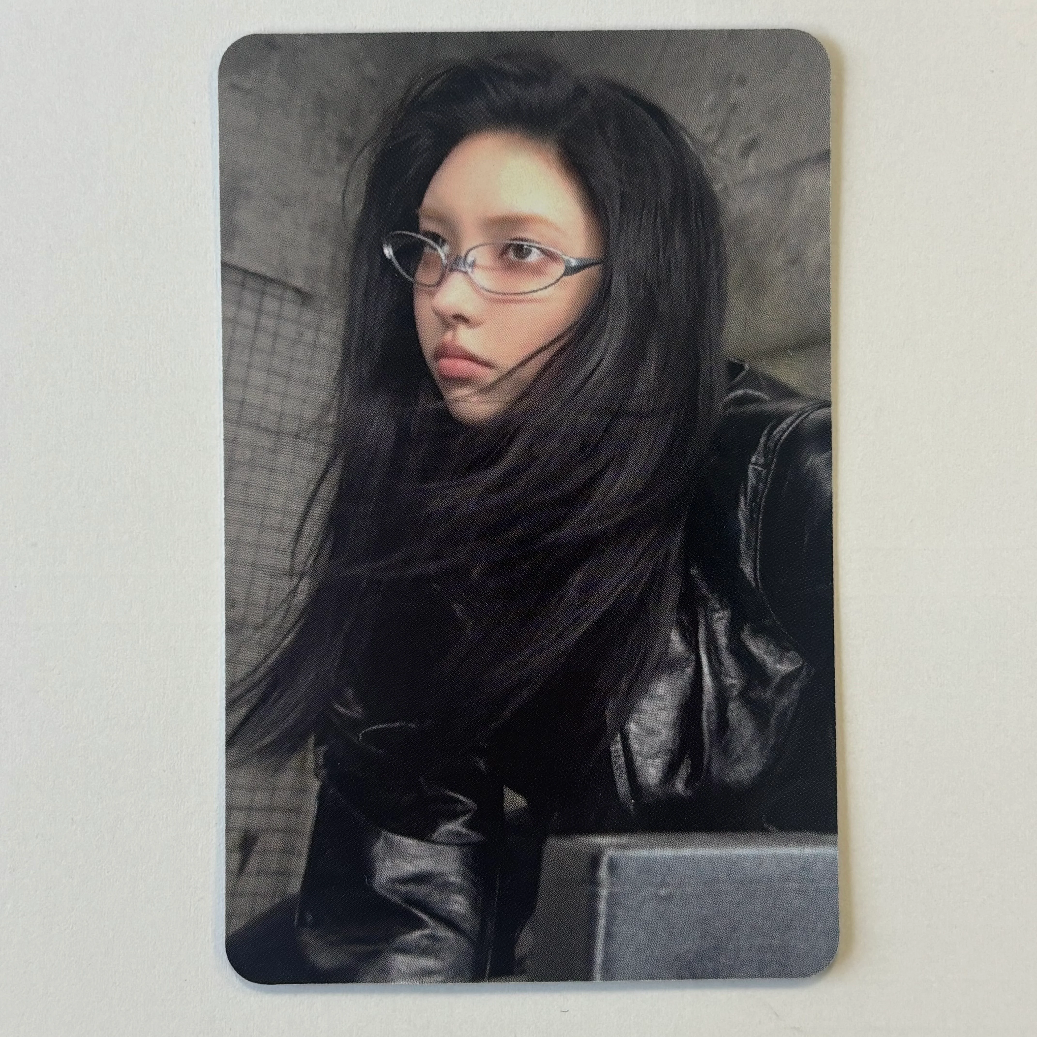ILLIT - NOT CUTE ANYMORE Apple Music Photocards - Image 6