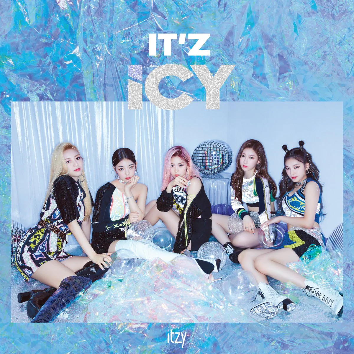 ITZY - IT'Z ICY - Image 3