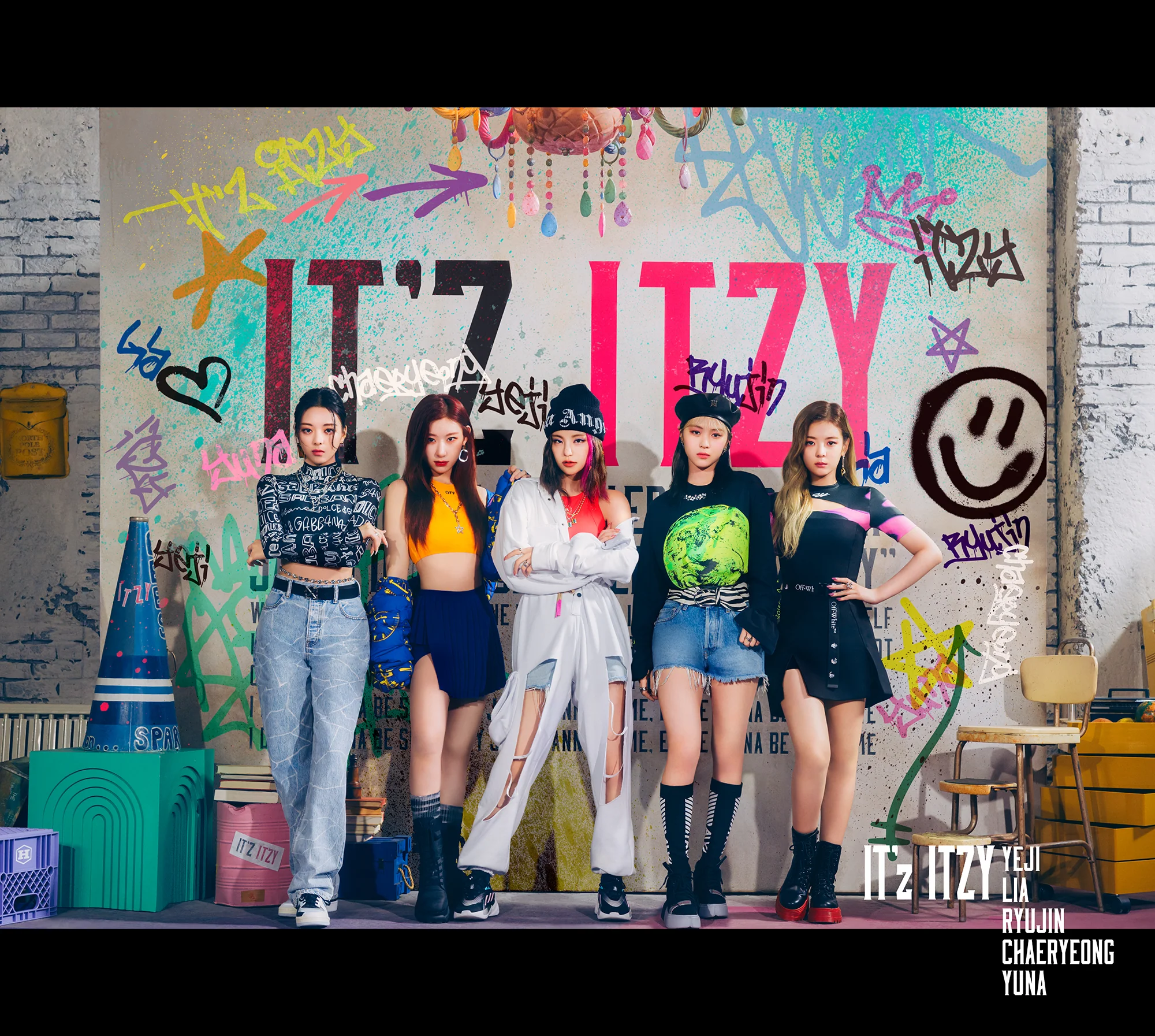 ITZY - IT’Z ITZY [Japanese Album] - Image 3