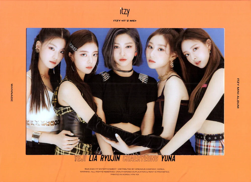ITZY - IT'Z ME - Image 3