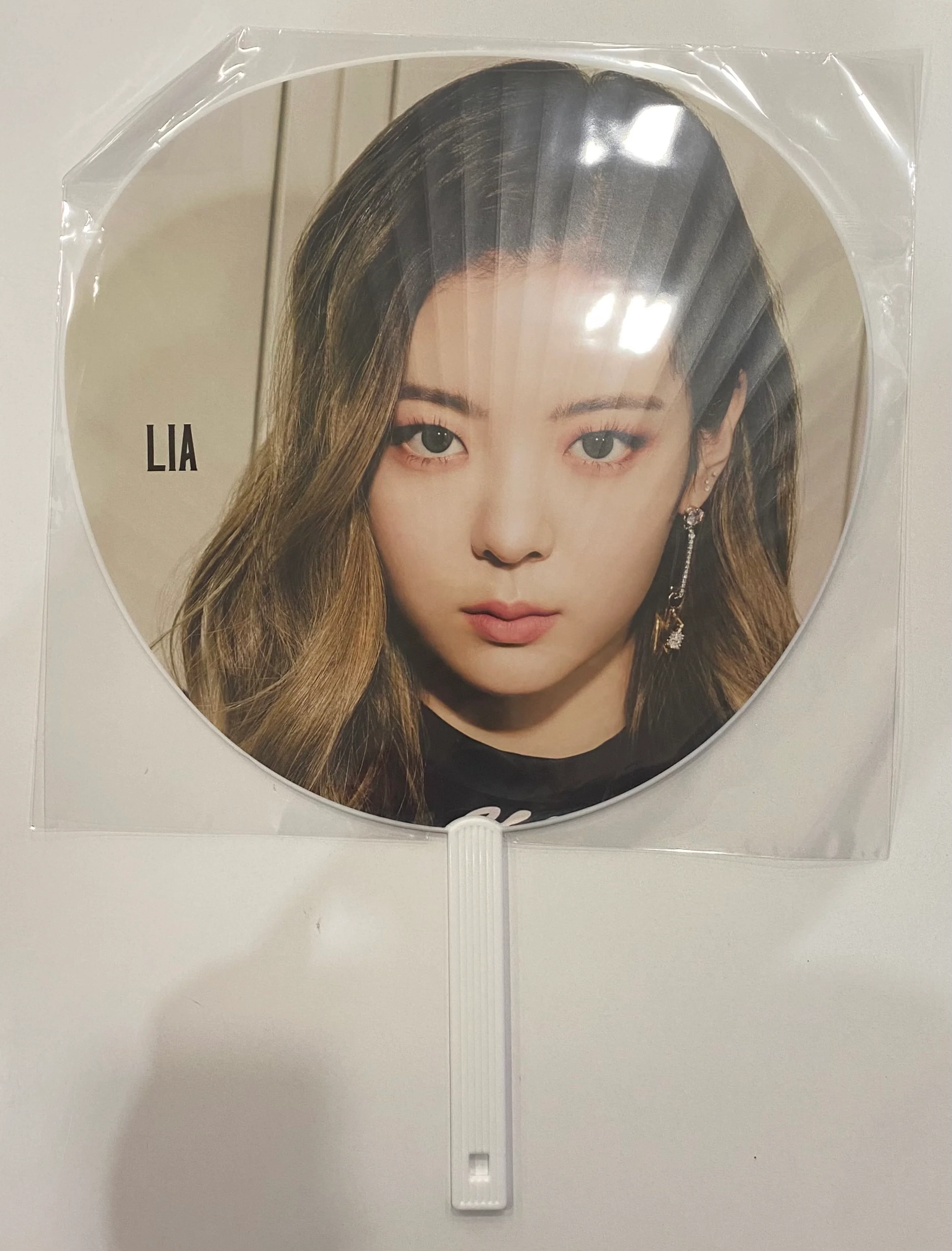ITZY - ‘IT'z ITZY’ Japan Pickets - Image 3