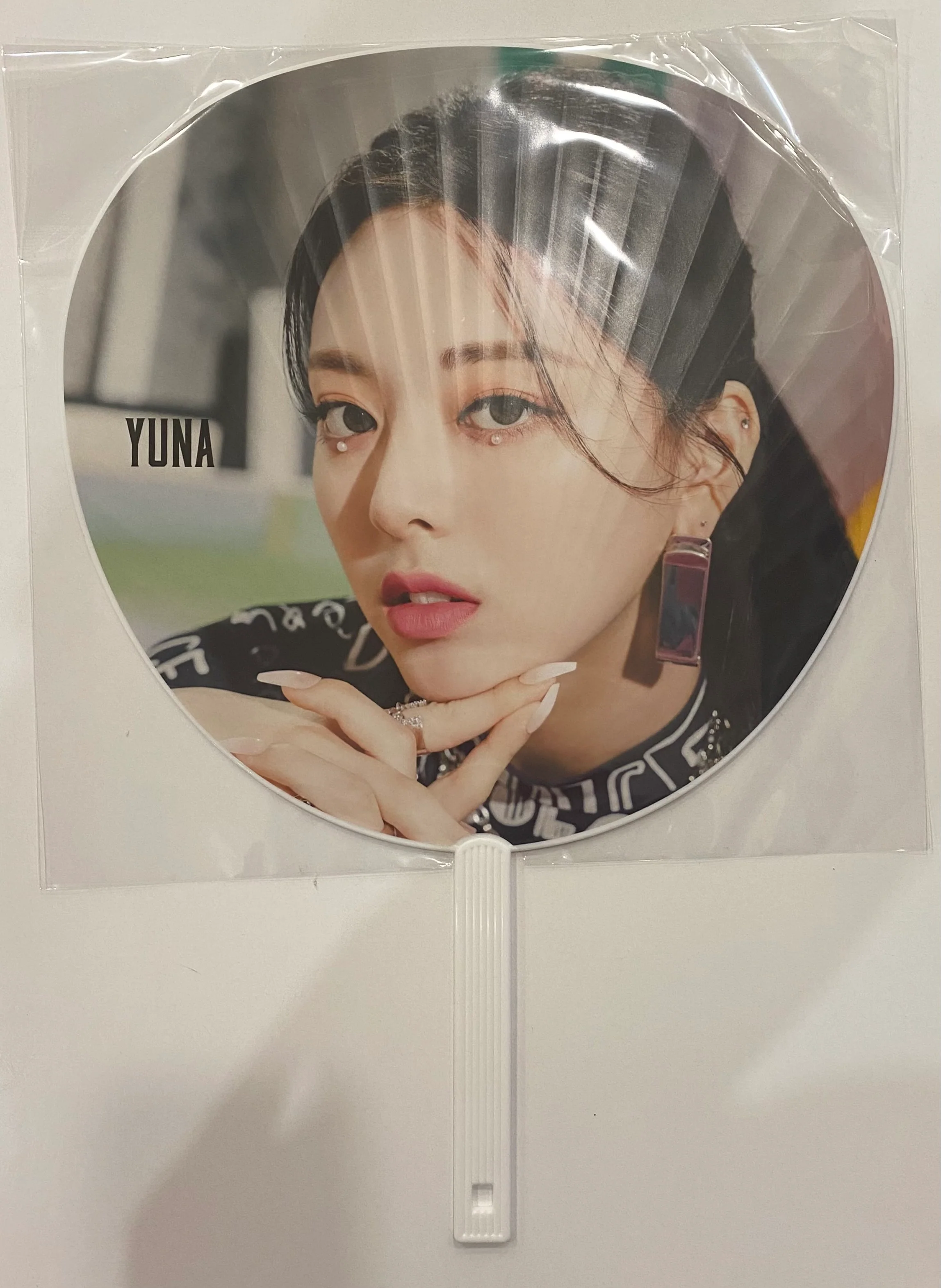 ITZY - ‘IT'z ITZY’ Japan Pickets - Image 4