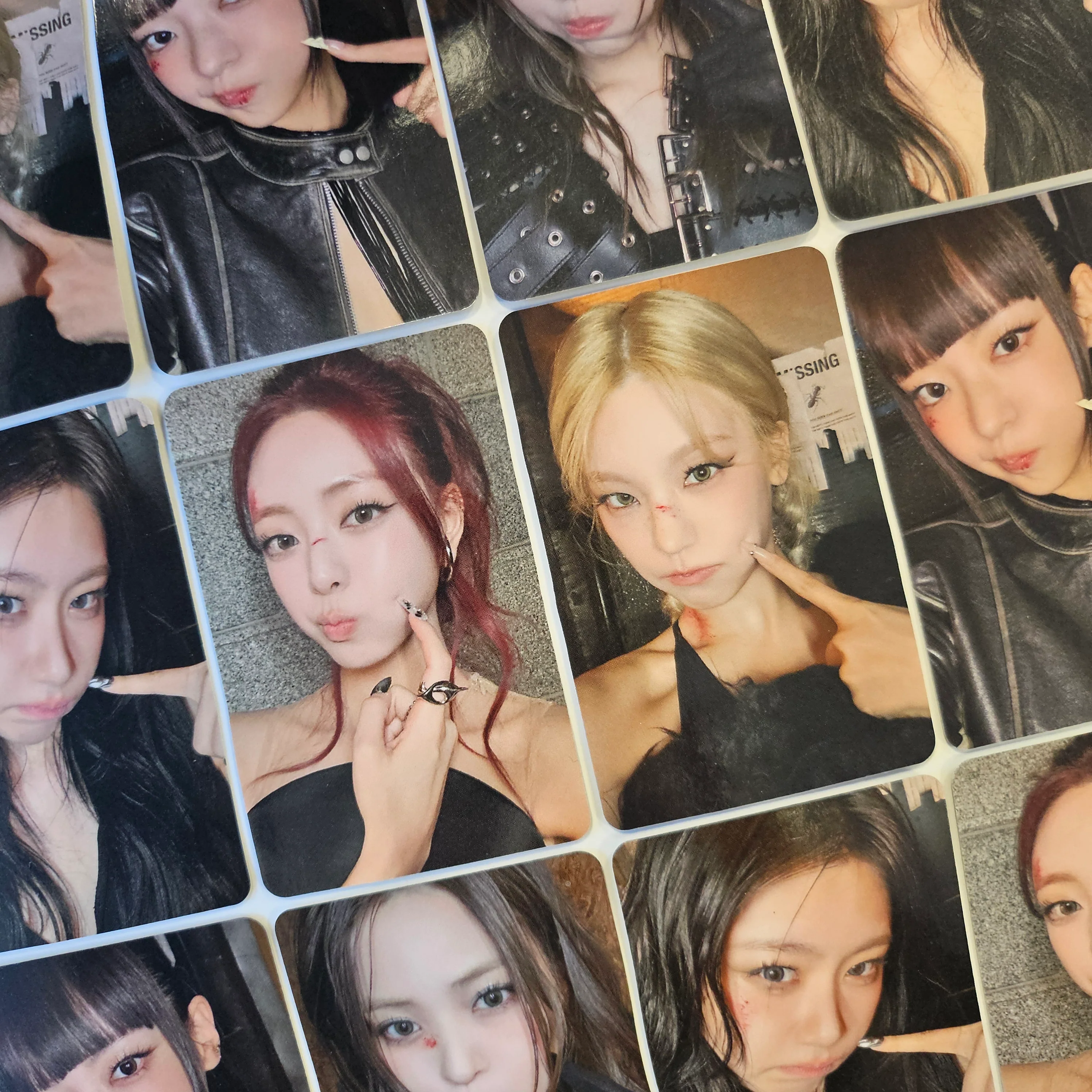 ITZY - TUNNEL VISION Apple Music Photocards