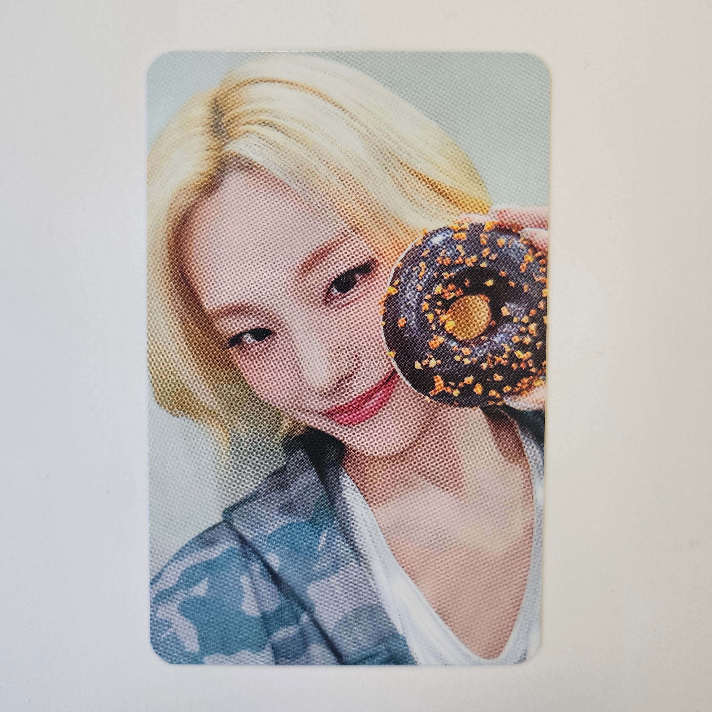 ITZY - TUNNEL VISION Makestar Photocards - Image 8