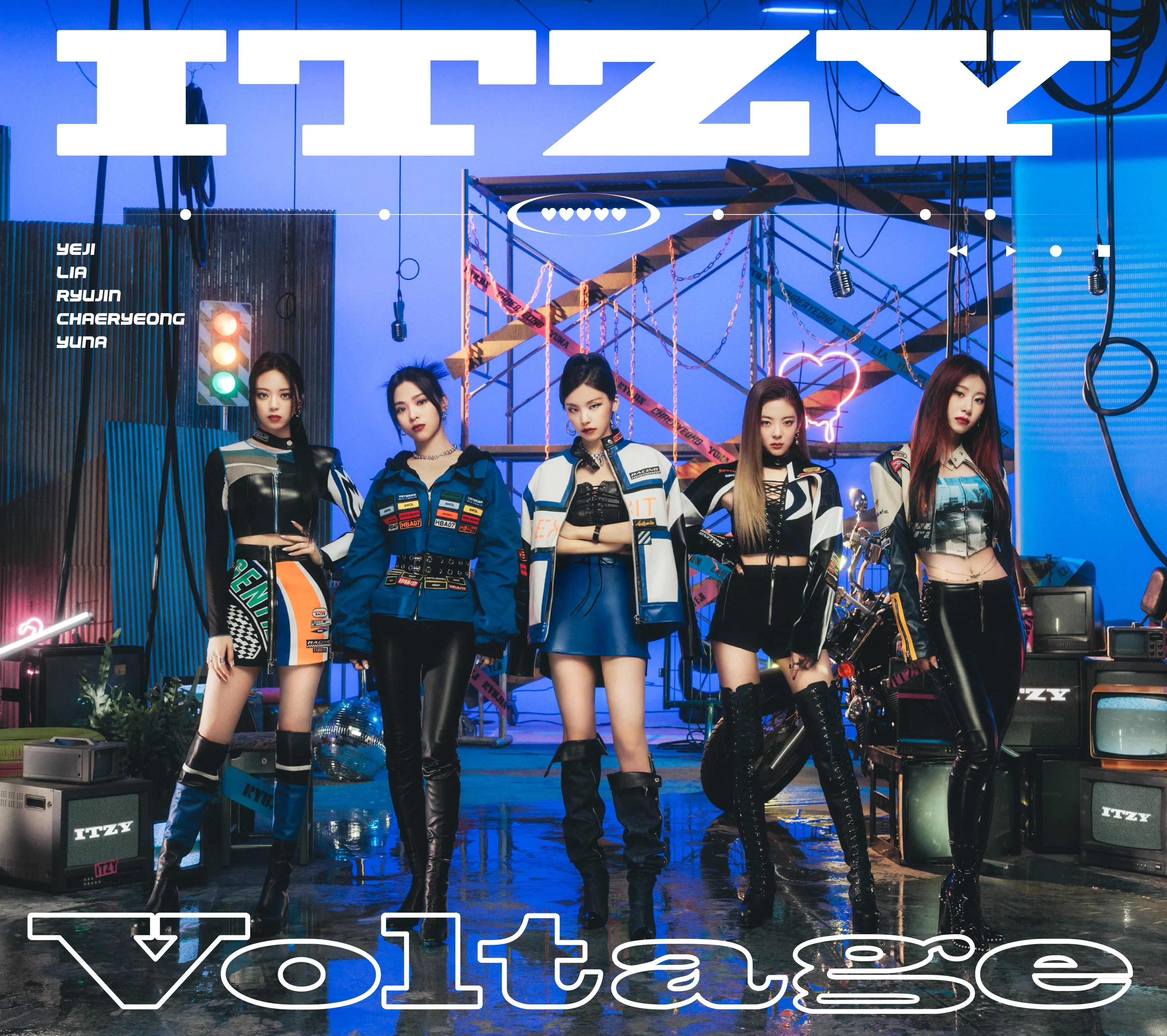 ITZY - Voltage [Japanese Album]