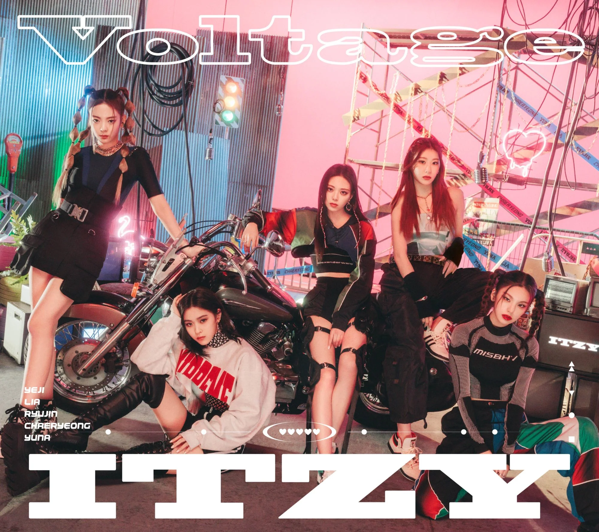 ITZY - Voltage [Japanese Album] - Image 2