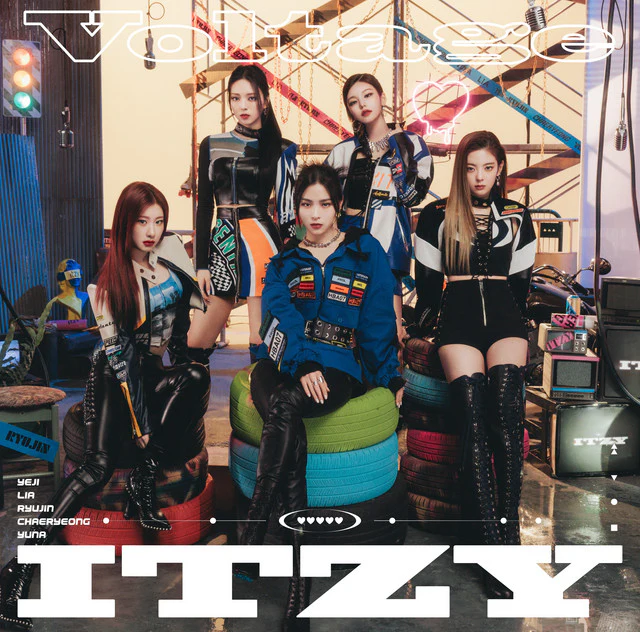ITZY - Voltage [Japanese Album] - Image 3