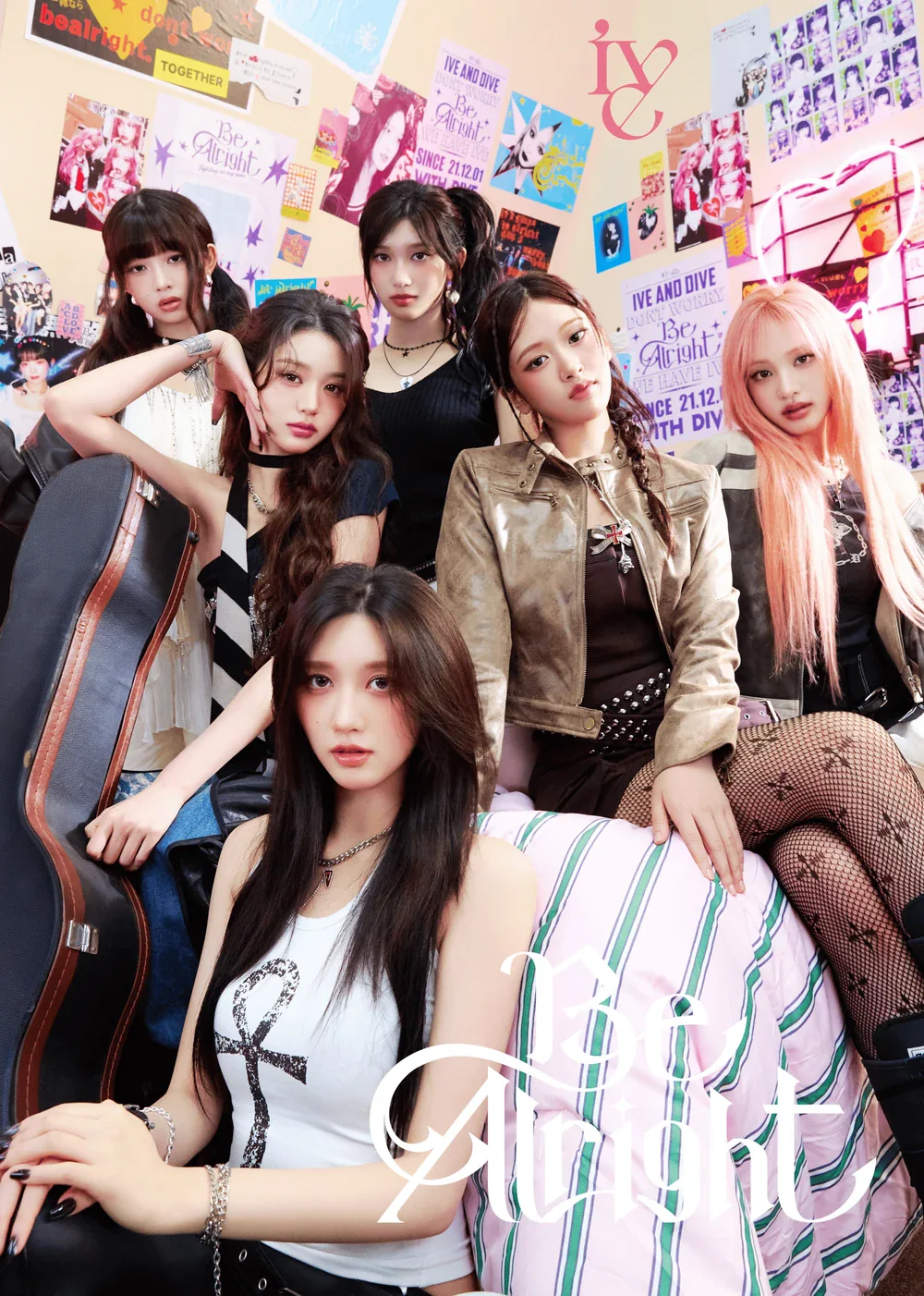 IVE - BE ALRIGHT [Japanese Album] - Image 4