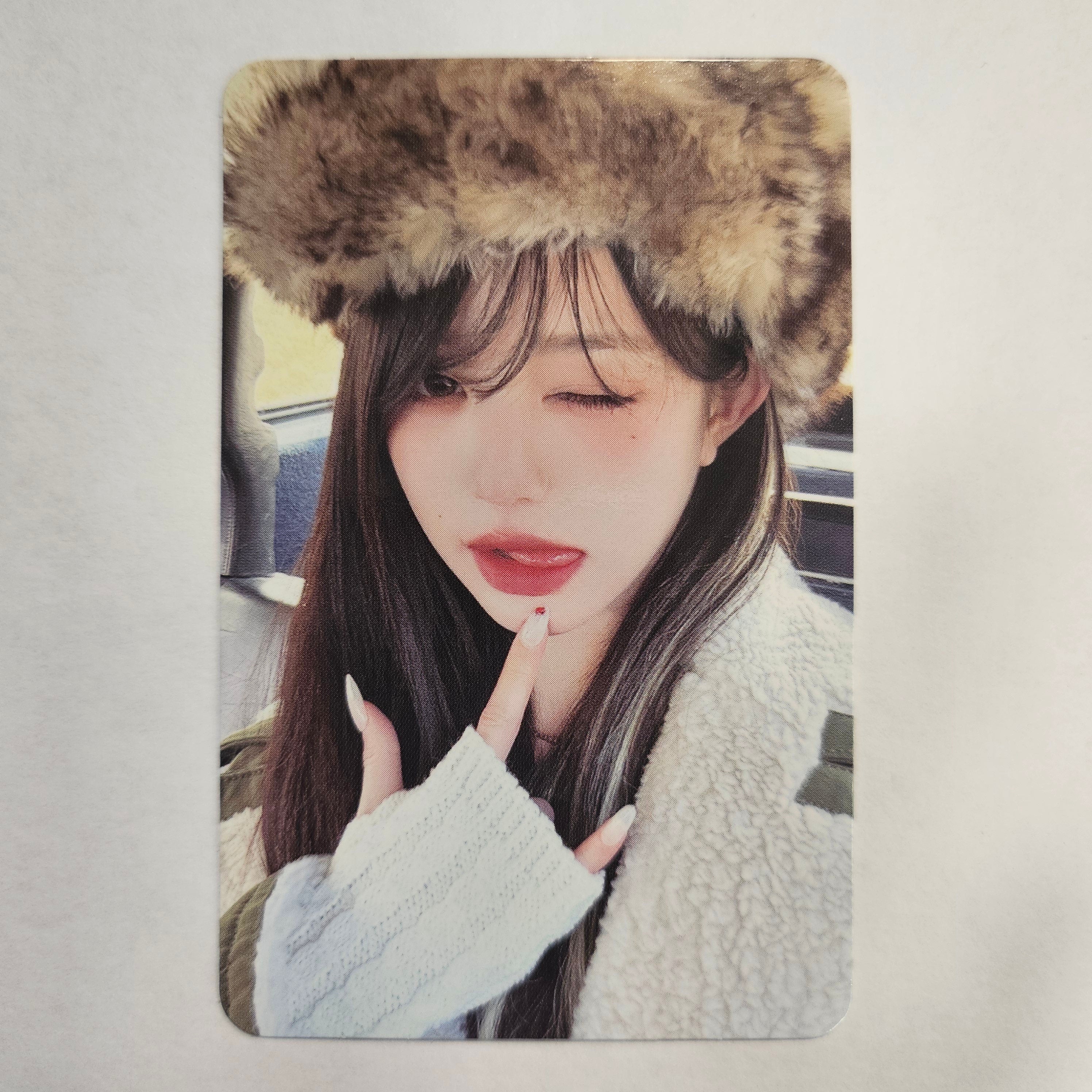 IVE - EMPATHY (Photobook Ver) Starship Photocards - Image 7