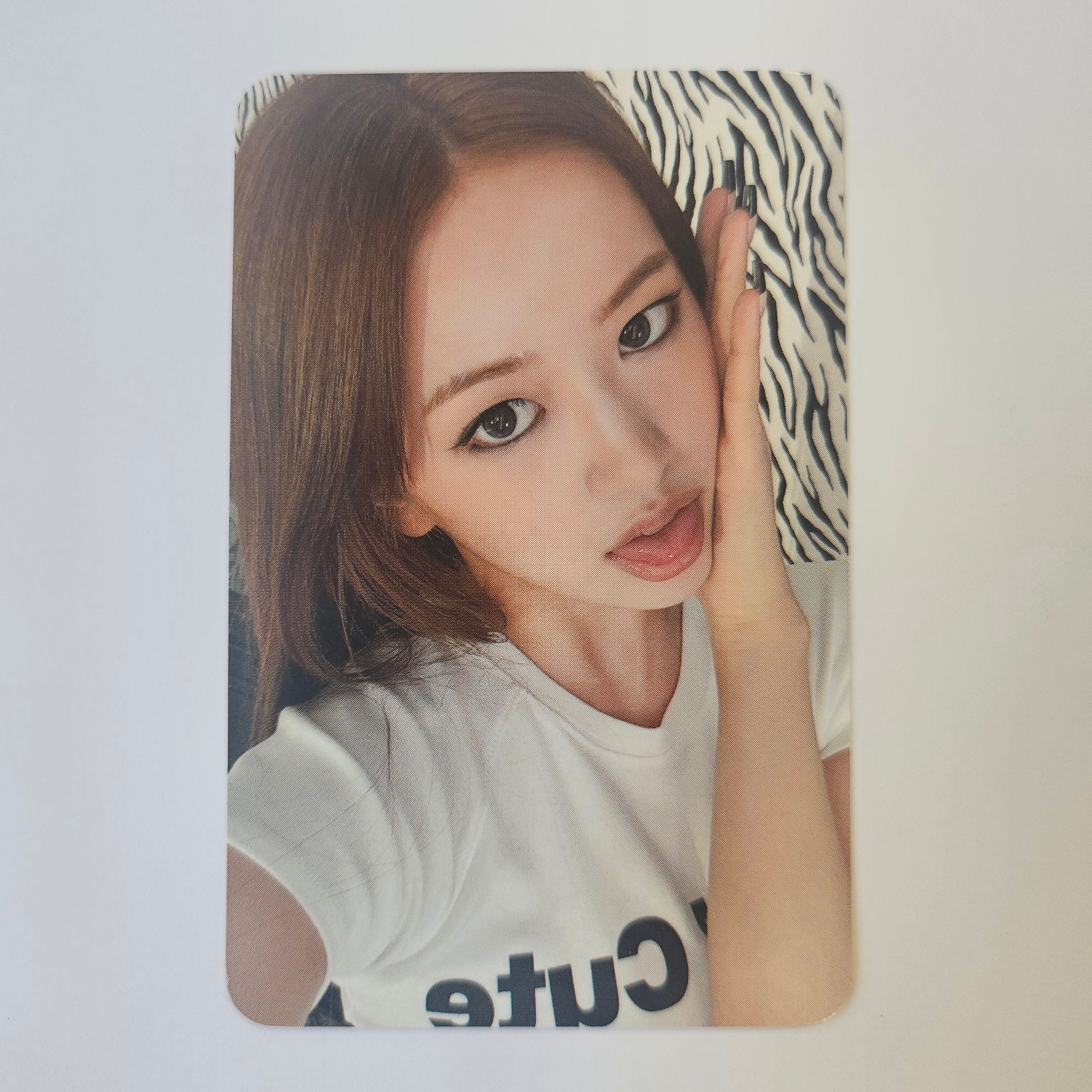 IVE - 'IVE SECRET' Soundwave Lucky Draw Photocards - Image 6
