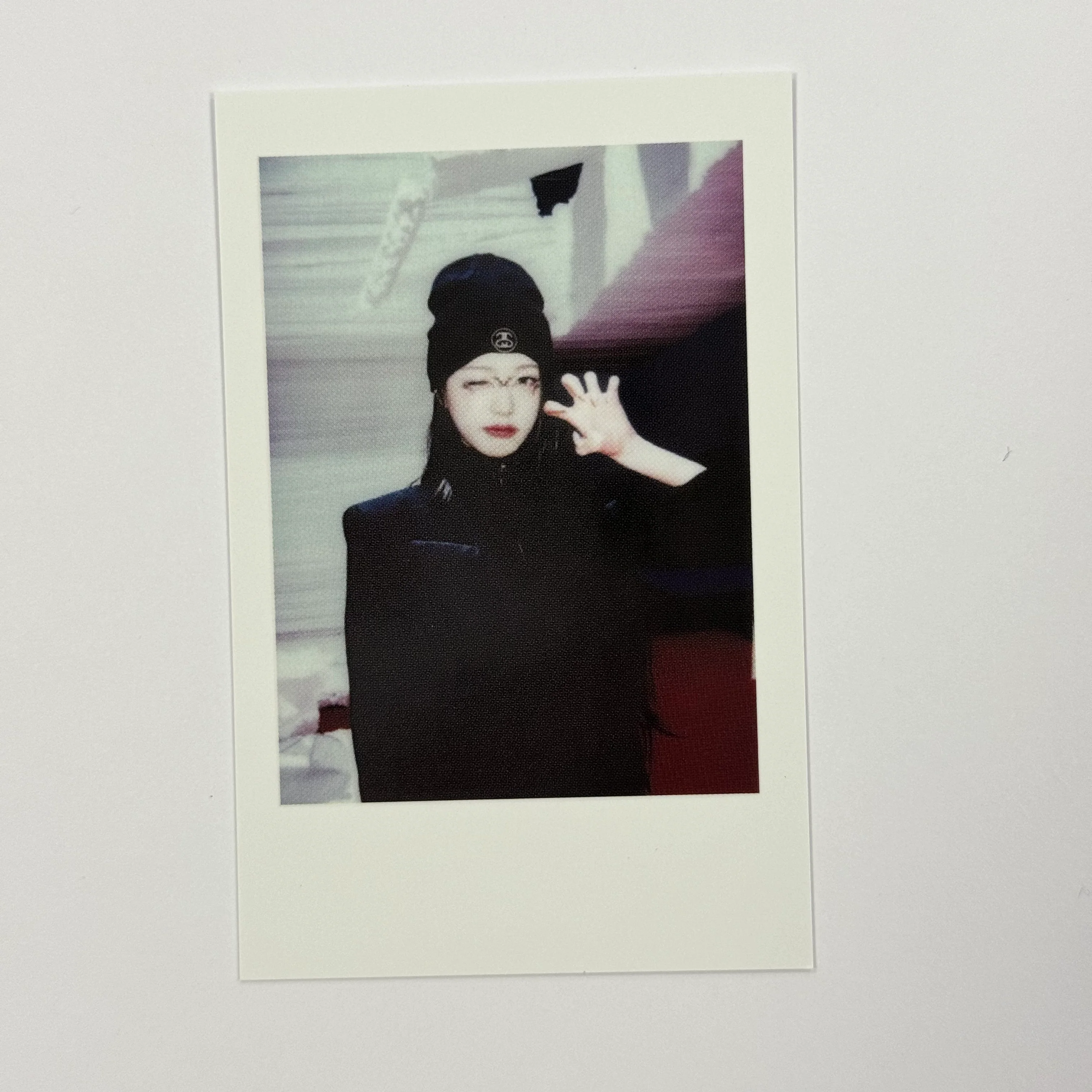 IVE - 'IVE SWITCH' Makestar Lucky Draw Photocard - Image 2