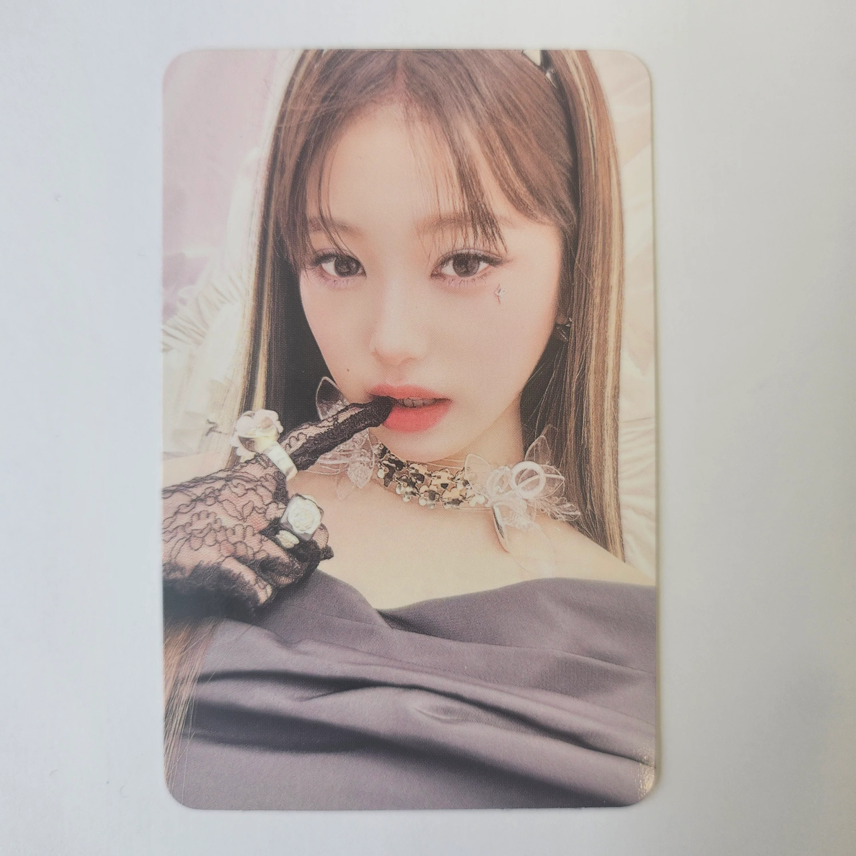 IVE - SWITCH (Digipack Ver) Starship Photocards - Image 2
