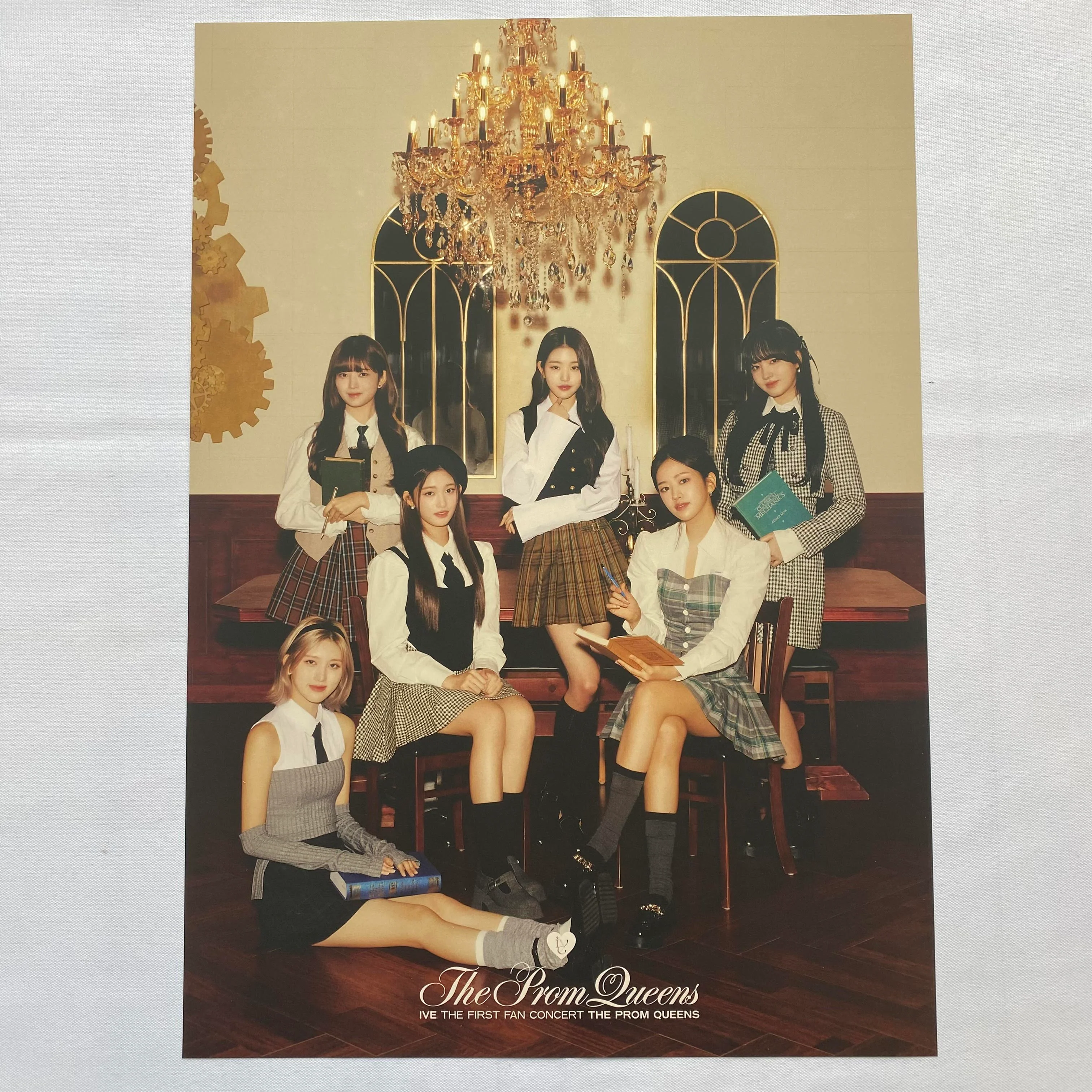 IVE - 'The Prom Queens' Poster Set - Image 4