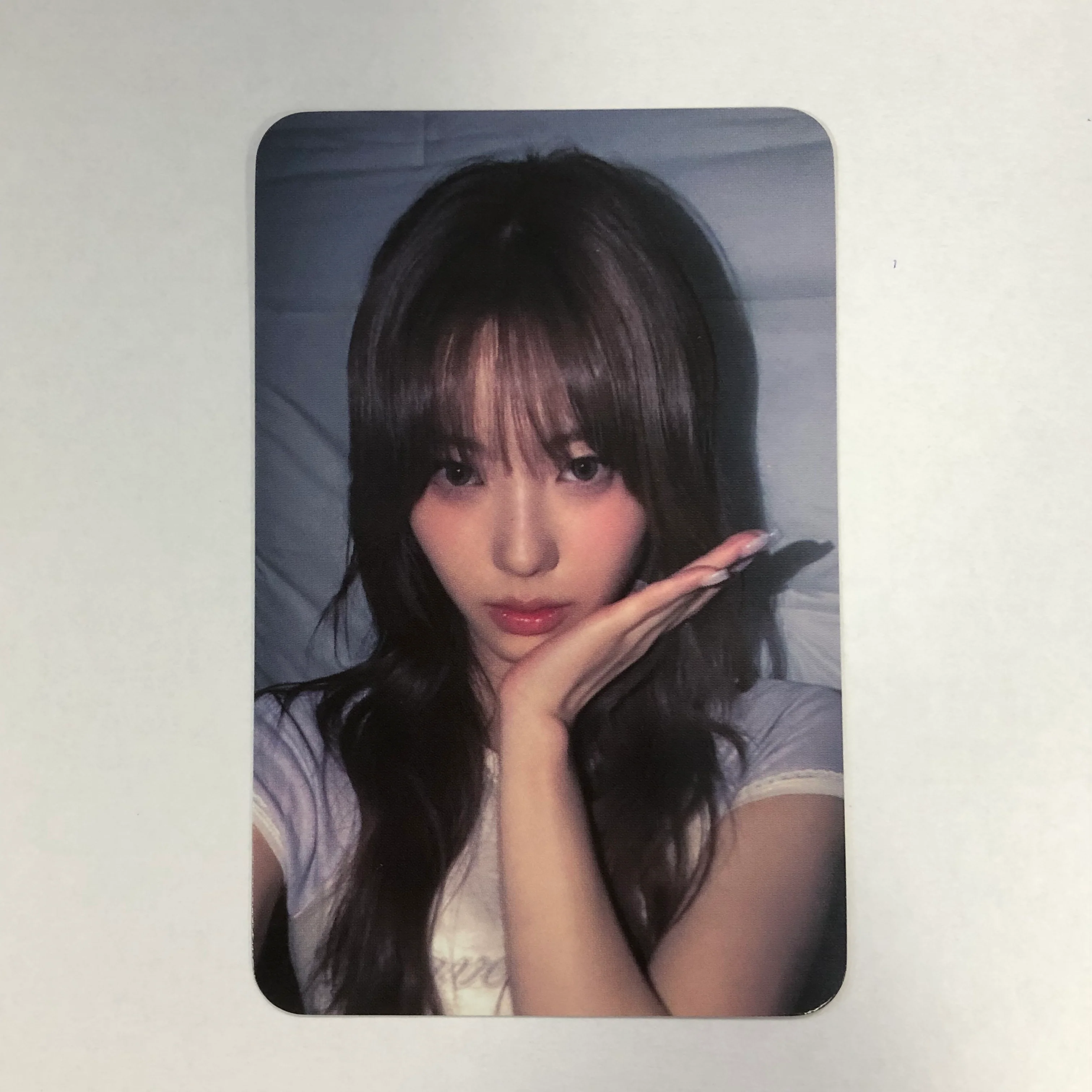 IZNA- N/a Soundwave Pre-order Benefit Photocard - Image 5