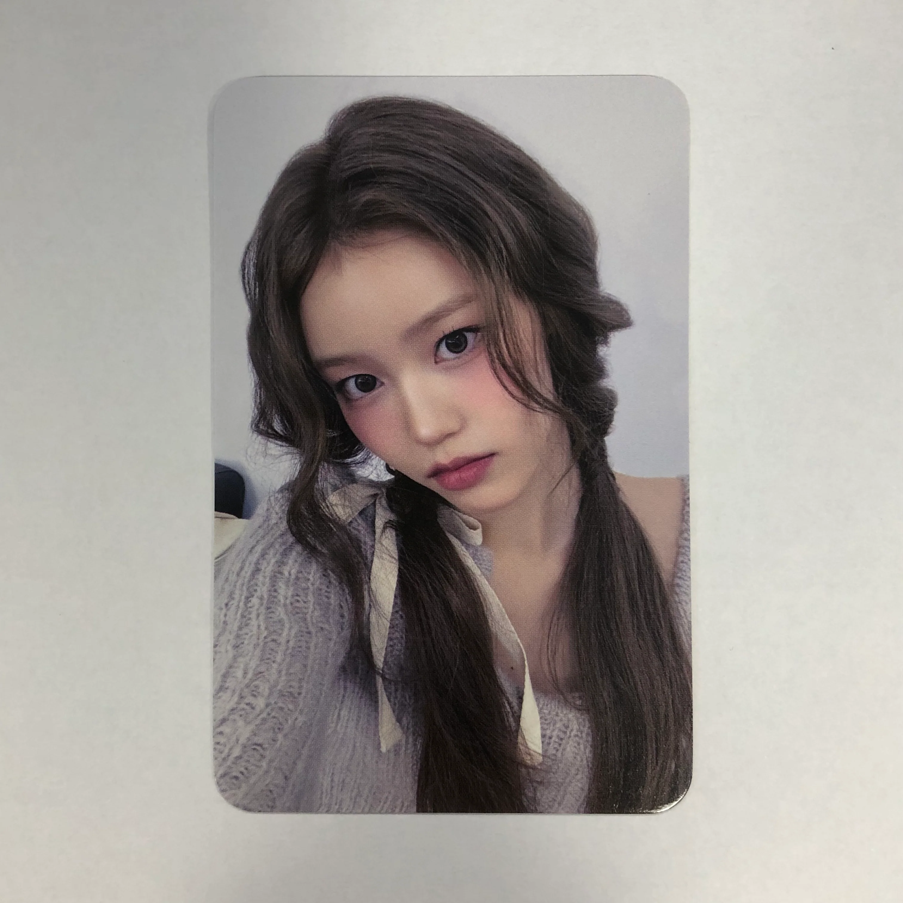 IZNA- N/a Soundwave Pre-order Benefit Photocard - Image 8