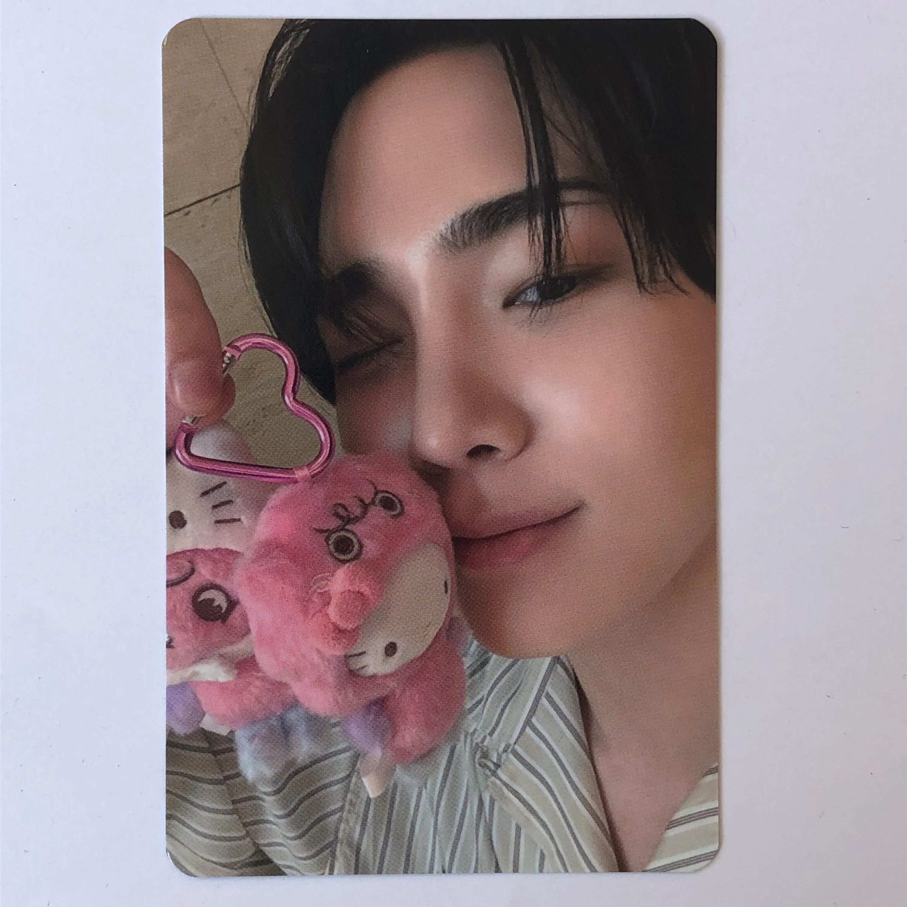 KEY - KEY X HELLO KITTY POP-UP STORE MD PHOTOCARDS - Image 4