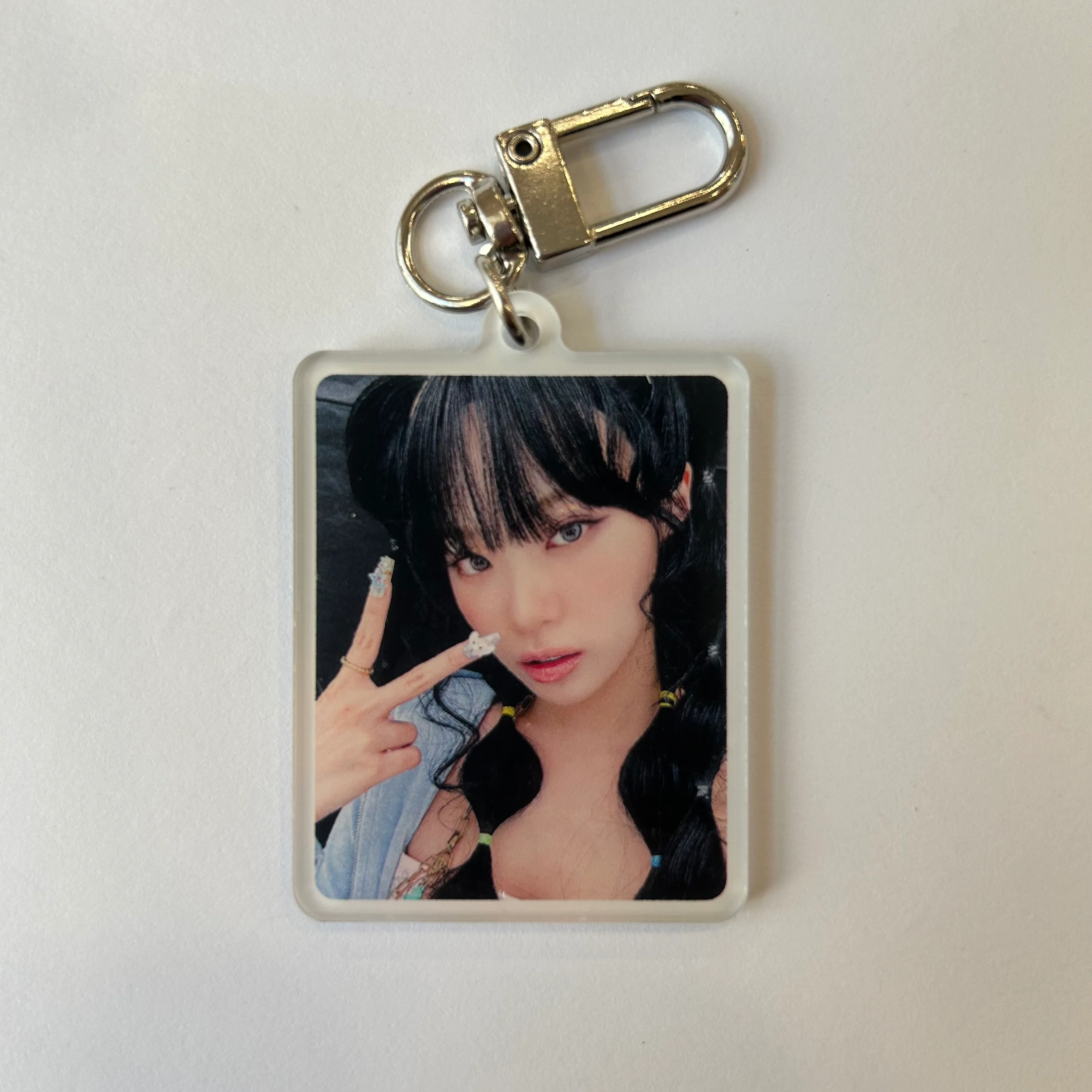 LE SSERAFIM - EASY Weverse Keyring - Image 2