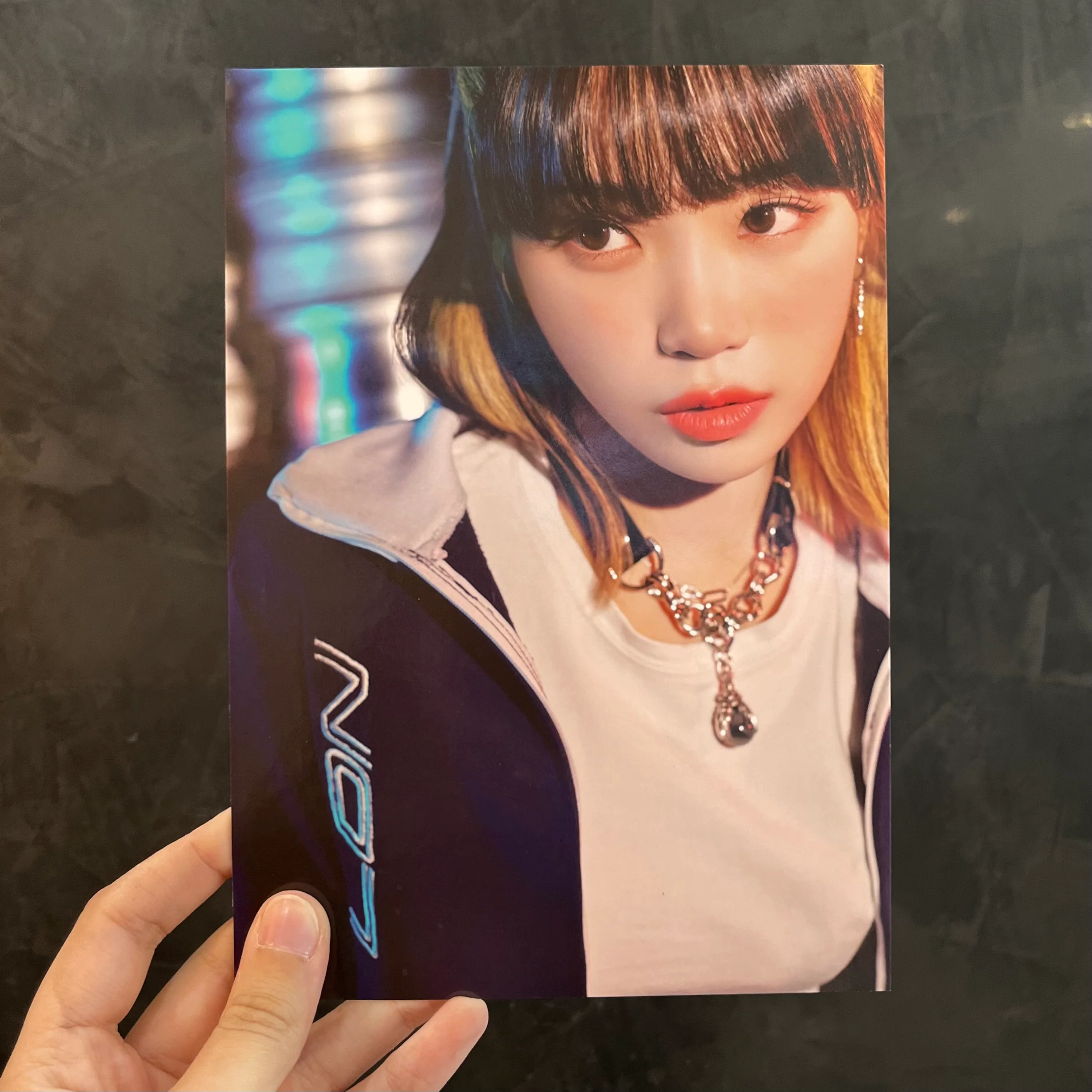 LE SSERAFIM - FEARNADA Postcards - Image 4