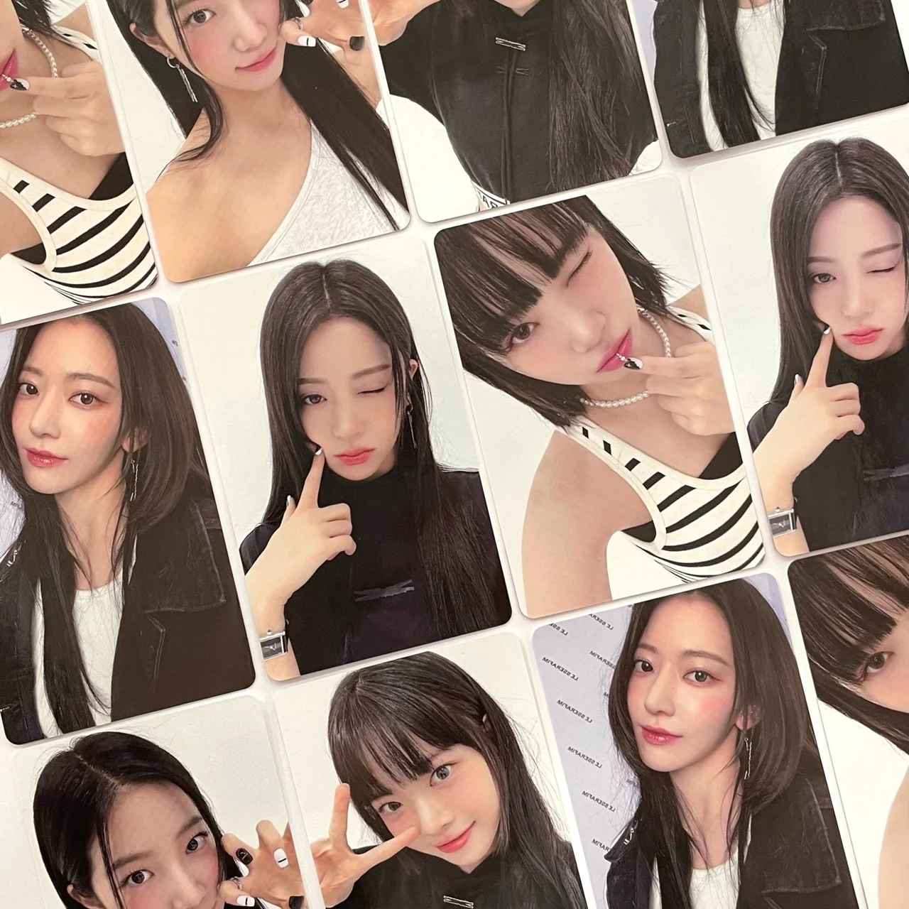 LE SSERAFIM - 'UNFORGIVEN' Weverse Photocards