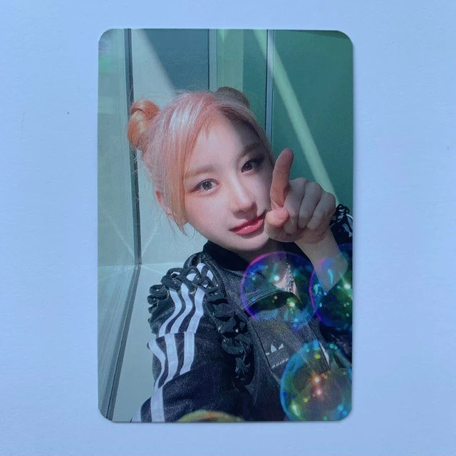 LEE CHAEYEON - Over The Moon Makestar Photocards - Image 11