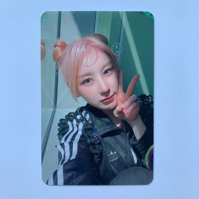 LEE CHAEYEON - Over The Moon Makestar Photocards - Image 13