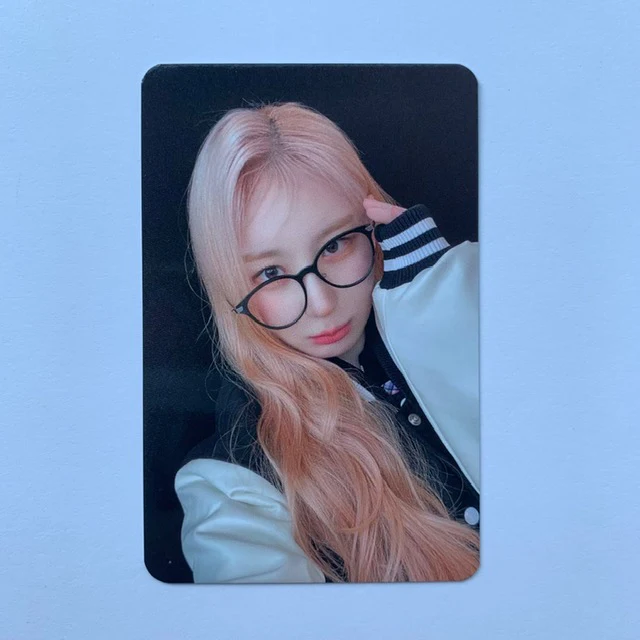 LEE CHAEYEON - Over The Moon Makestar Photocards - Image 6
