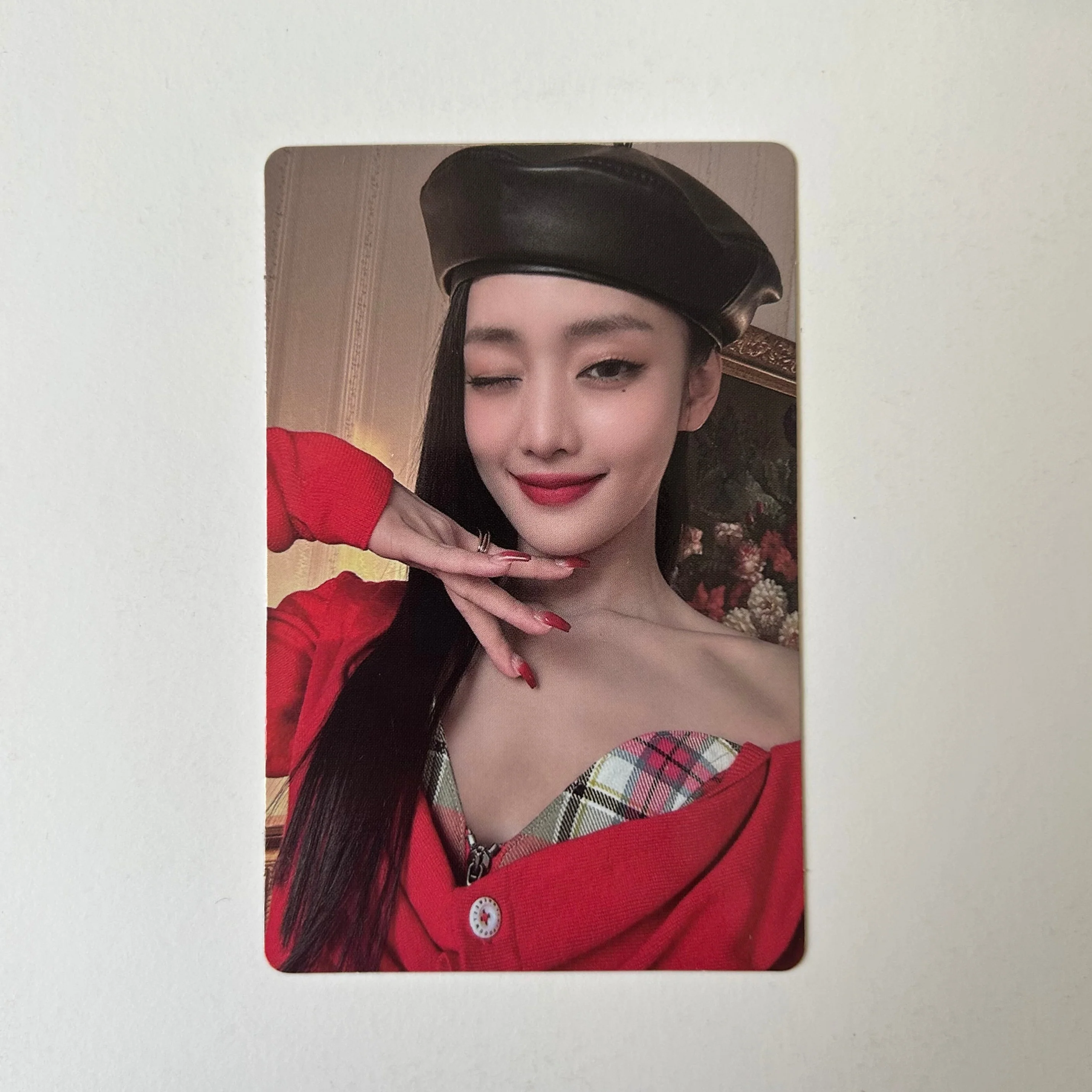 MINNIE ((G)I-DLE) - HER Album Photocards - Image 3
