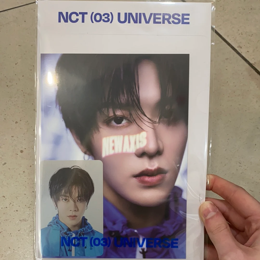 NCT - 'UNIVERSE' Postcard & Hologram Photocard Set - Image 12