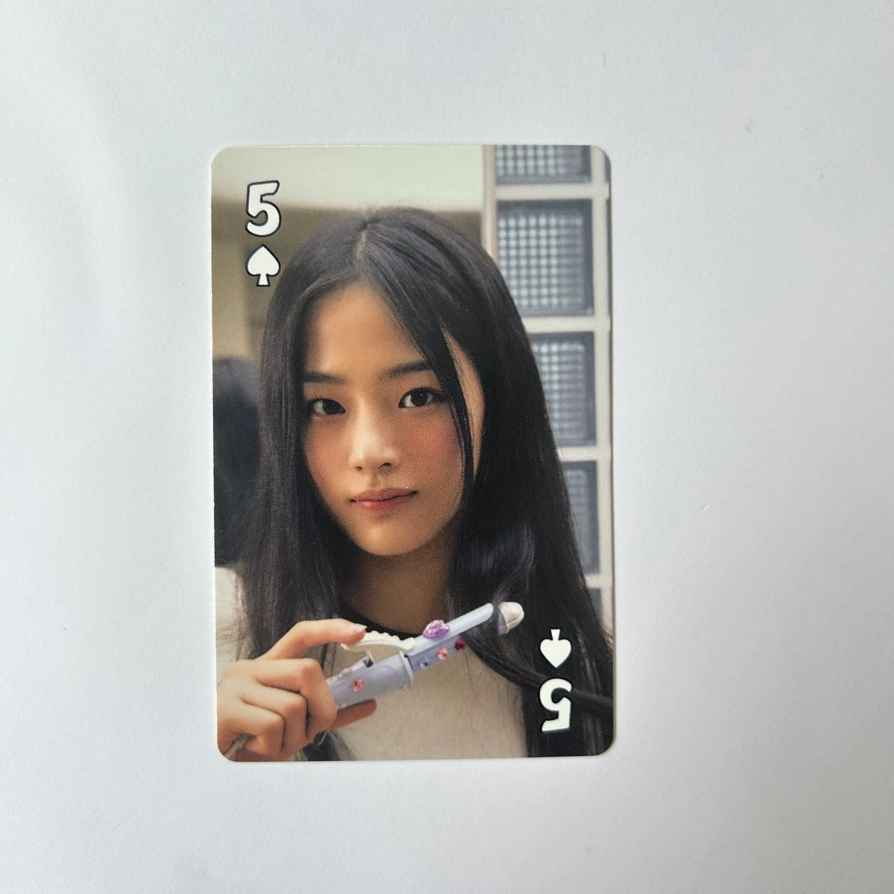 NEWJEANS - Seasons Greetings 2023 Photocards - Image 18