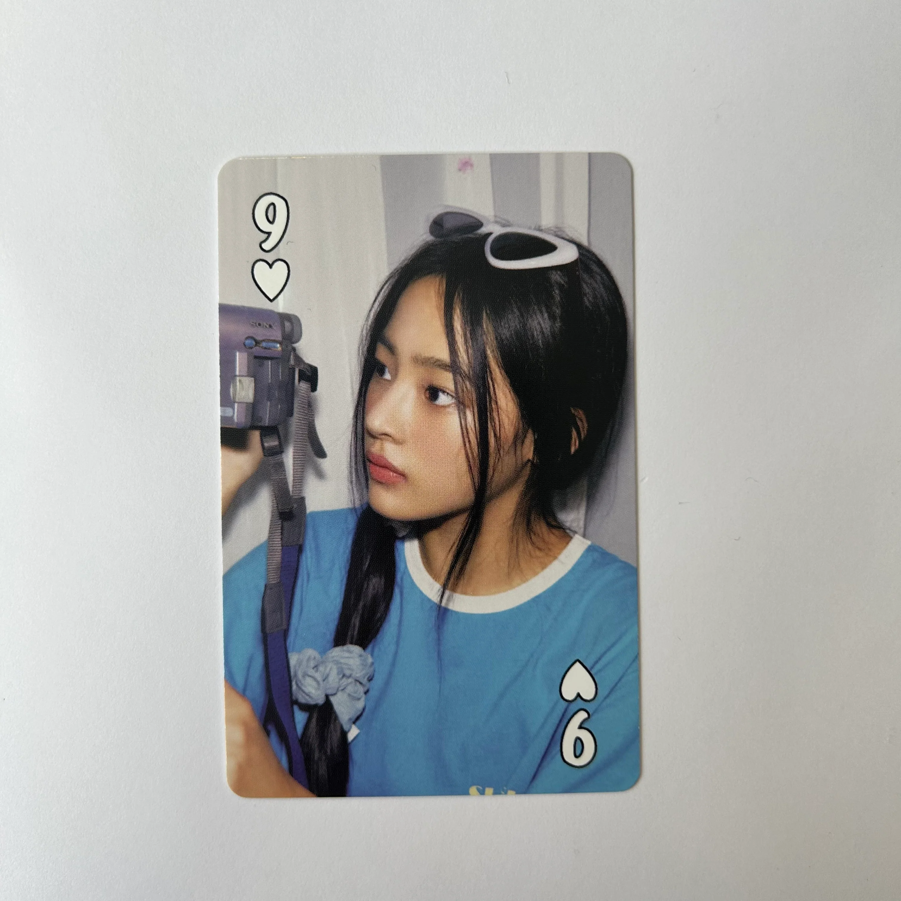 NEWJEANS - Seasons Greetings 2023 Photocards - Image 20