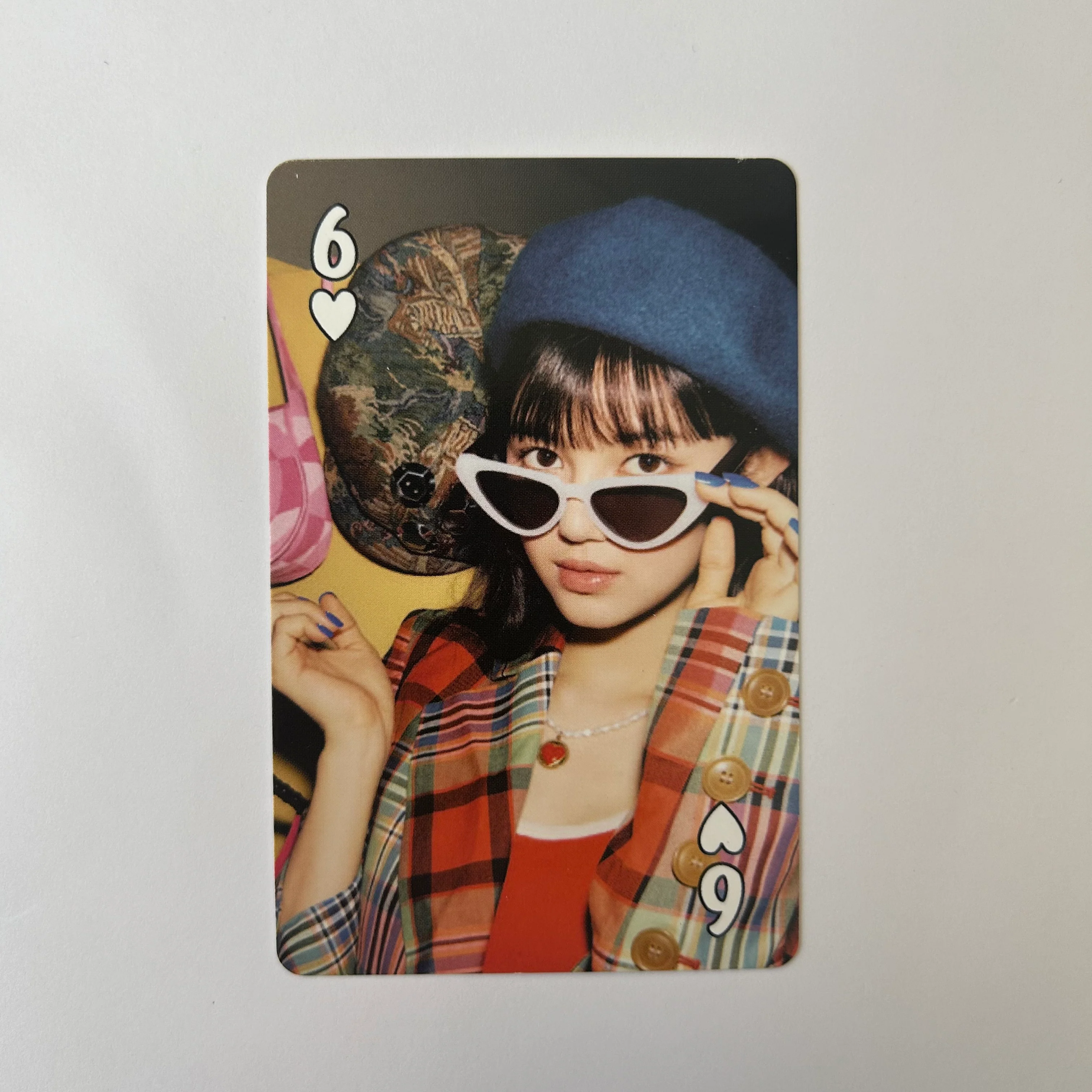 NEWJEANS - Seasons Greetings 2023 Photocards - Image 28