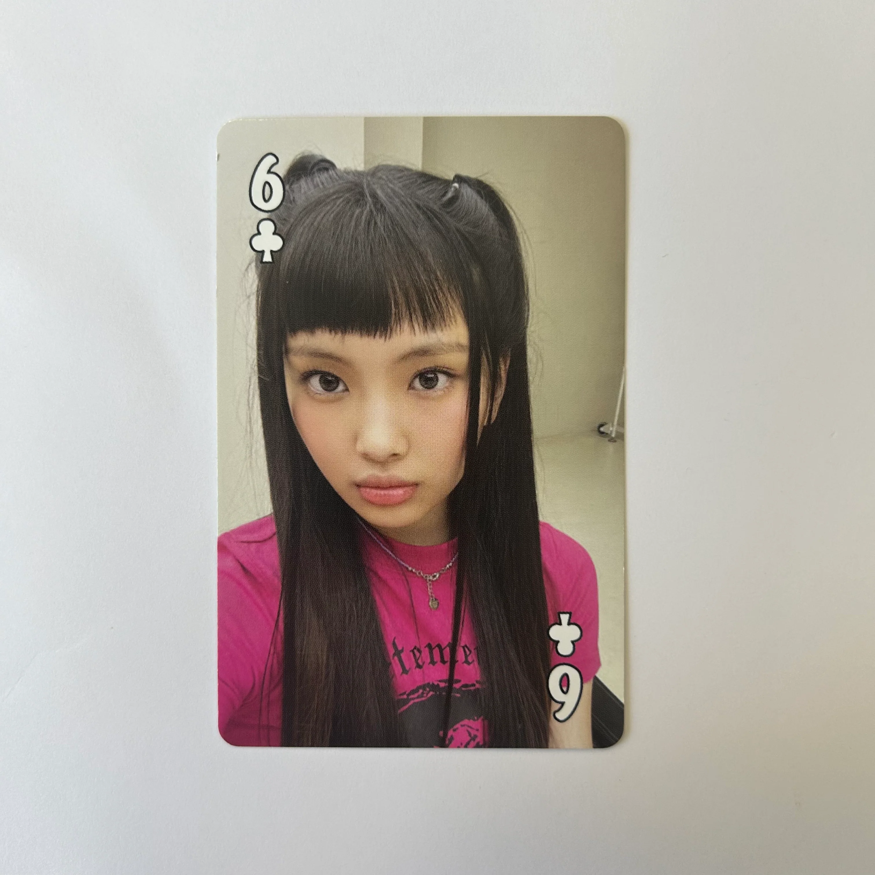 NEWJEANS - Seasons Greetings 2023 Photocards - Image 38