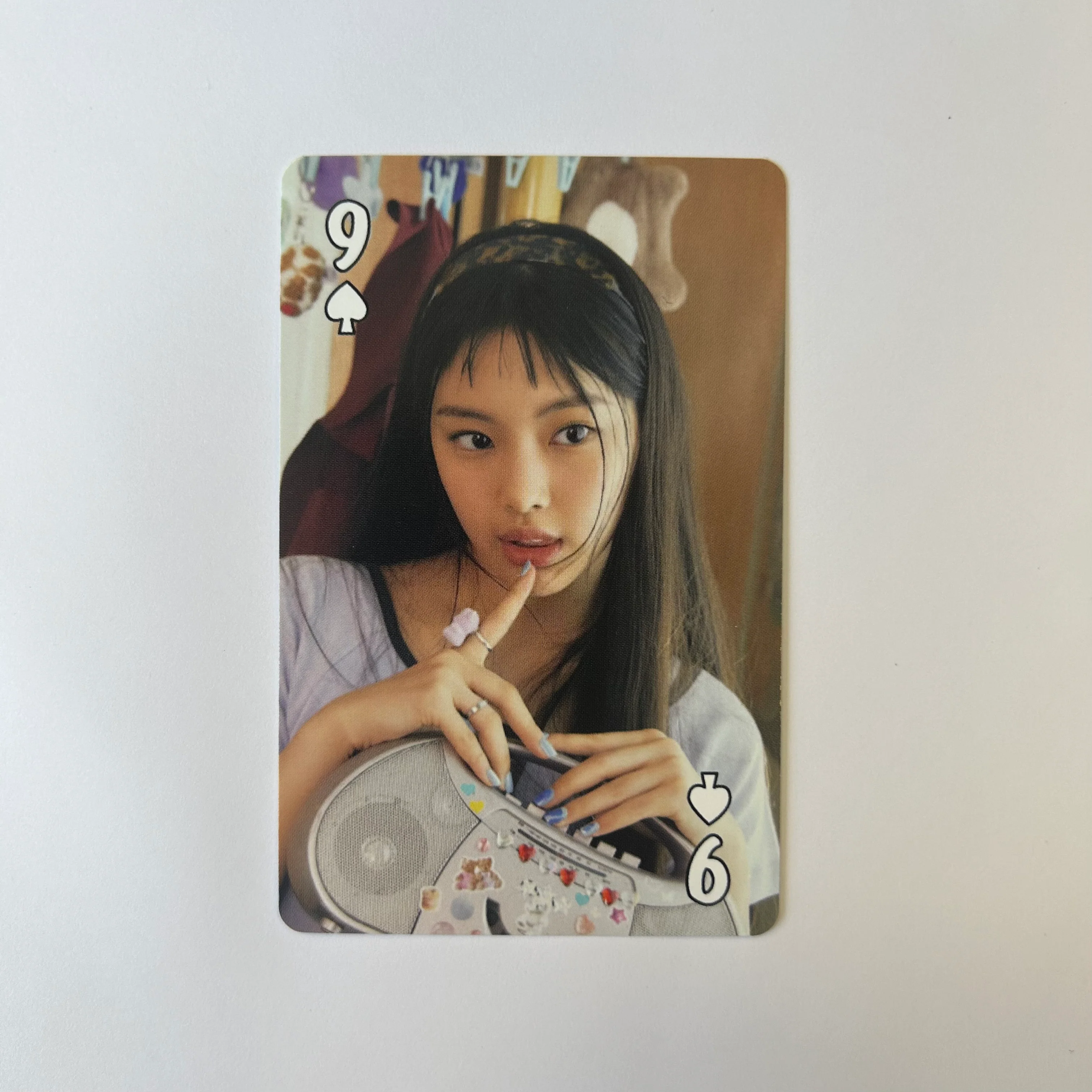 NEWJEANS - Seasons Greetings 2023 Photocards - Image 41