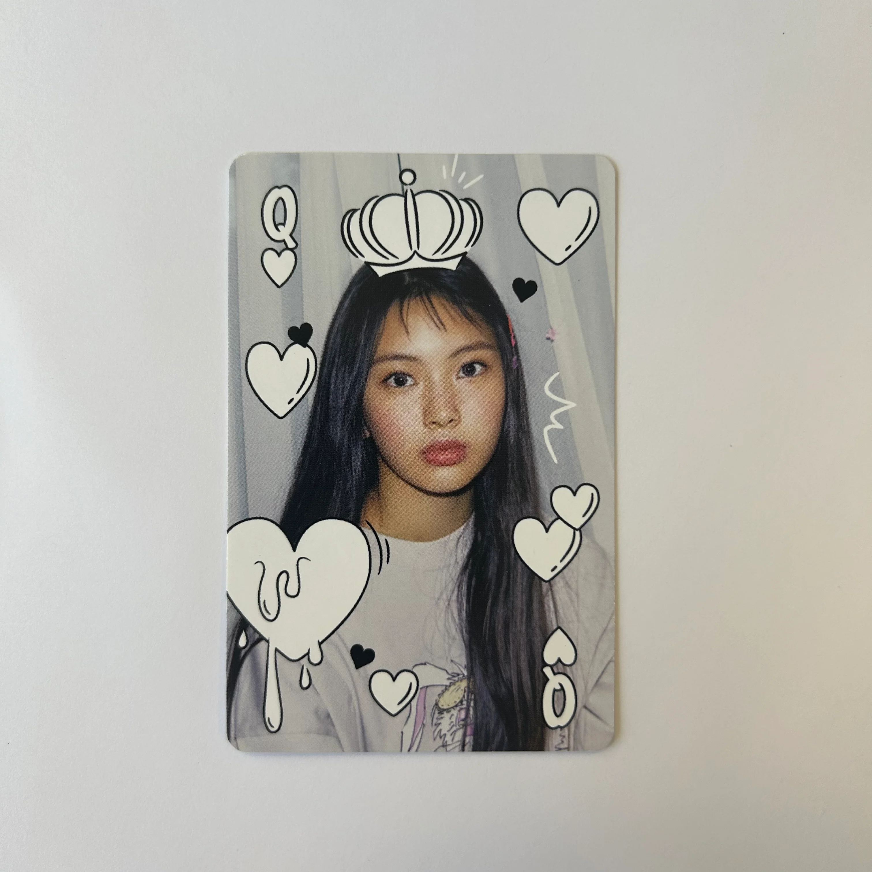 NEWJEANS - Seasons Greetings 2023 Photocards - Image 42