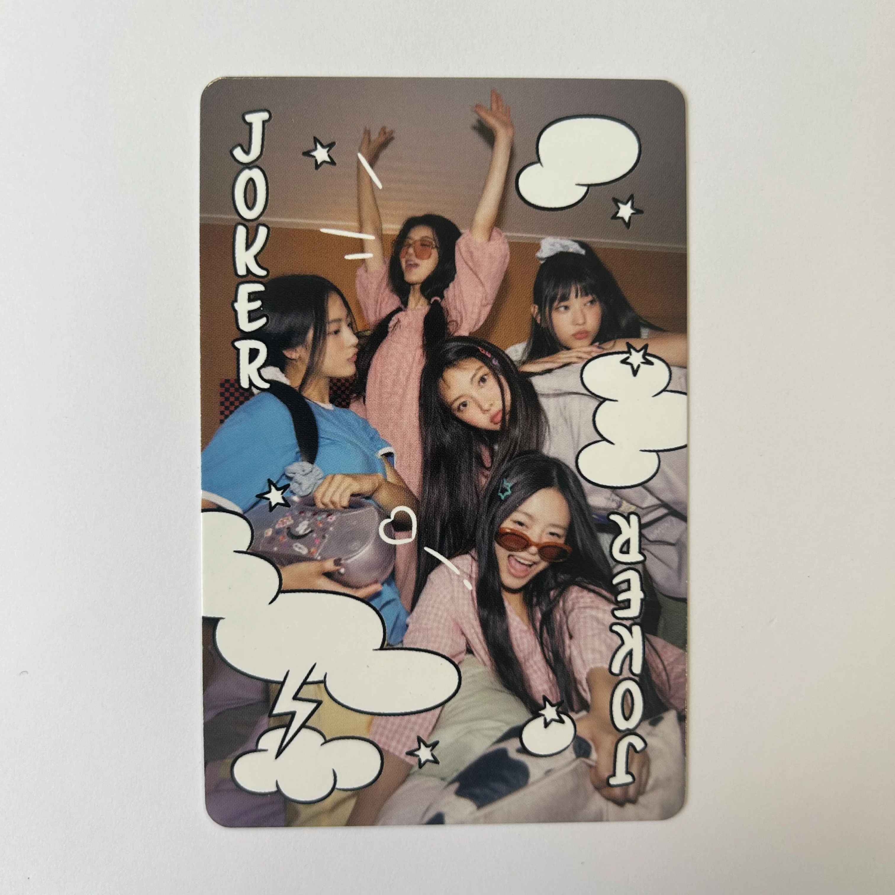 NEWJEANS - Seasons Greetings 2023 Photocards - Image 47