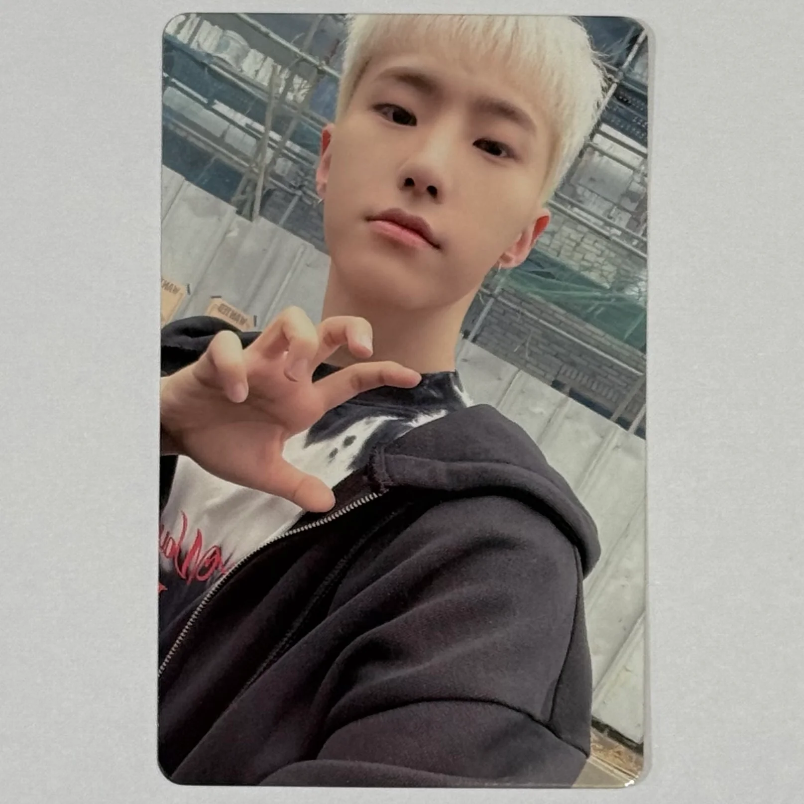 Seventeen - 2022 Carat Land Memory Book Photocards - Image 6