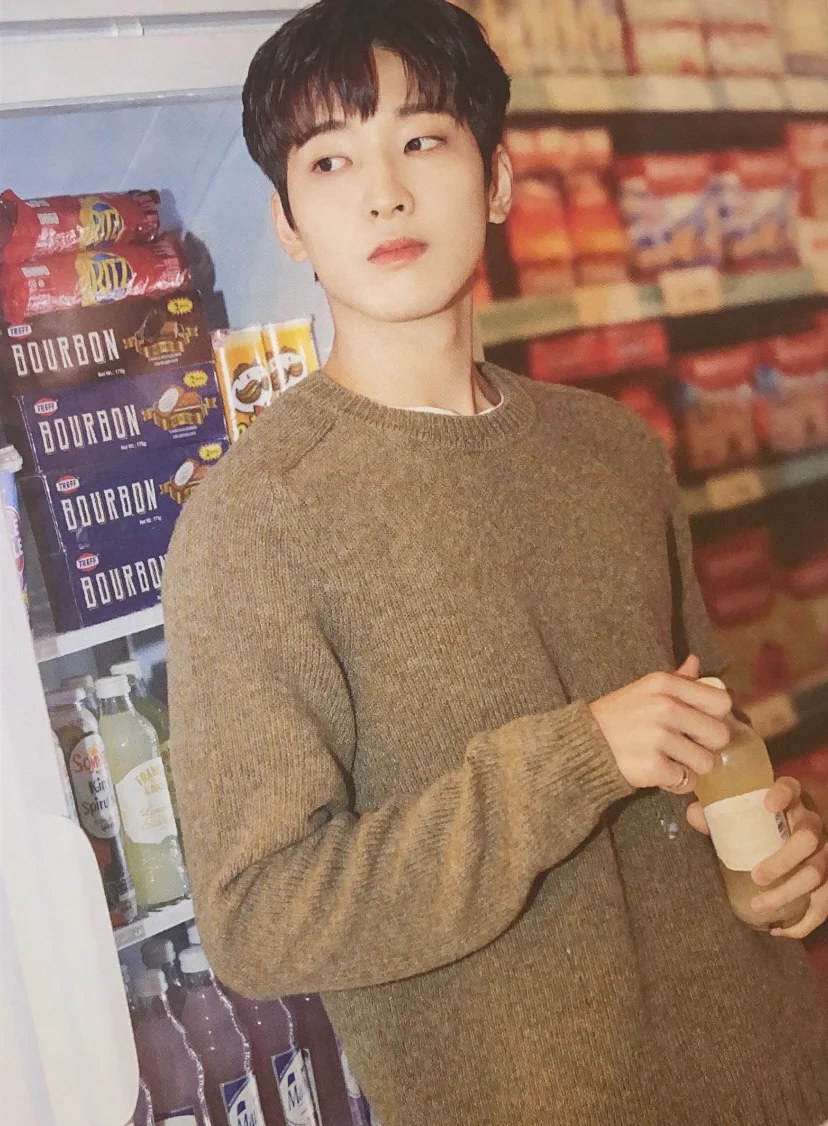 Seventeen - HYBE Insight Postcards - Image 5