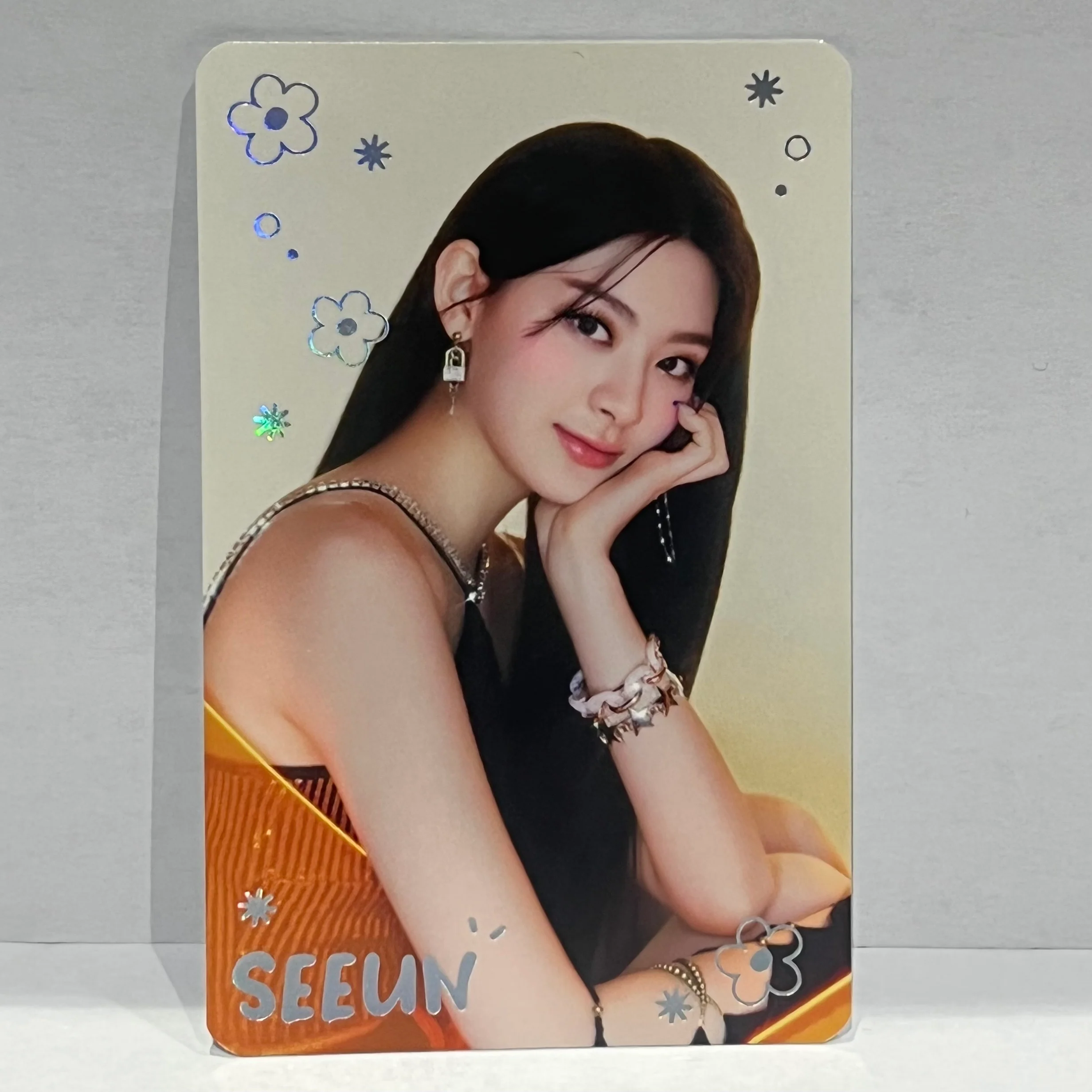 STAYC - YOUNG-LUV.COM Photocards - Image 11