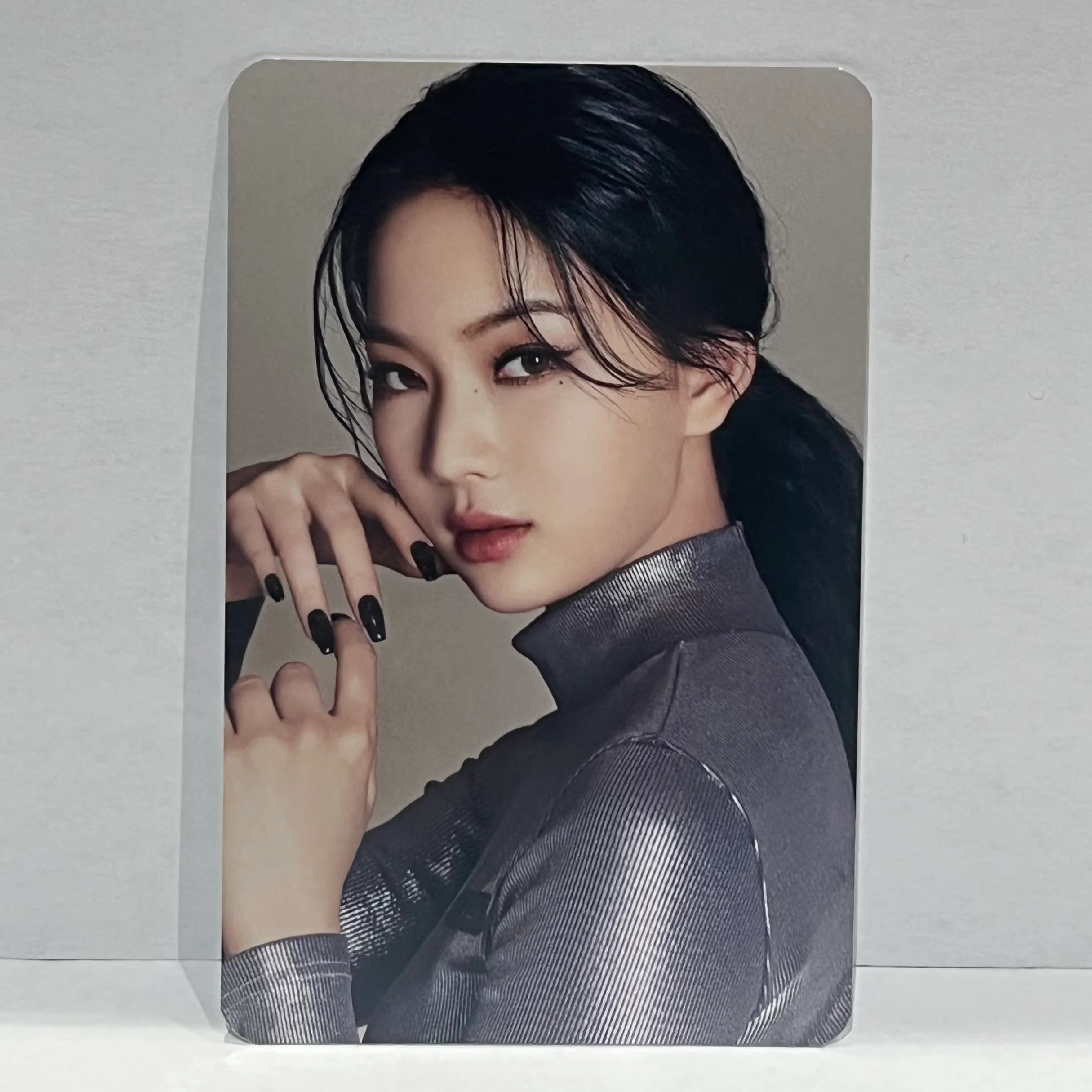 STAYC - YOUNG-LUV.COM Photocards - Image 15