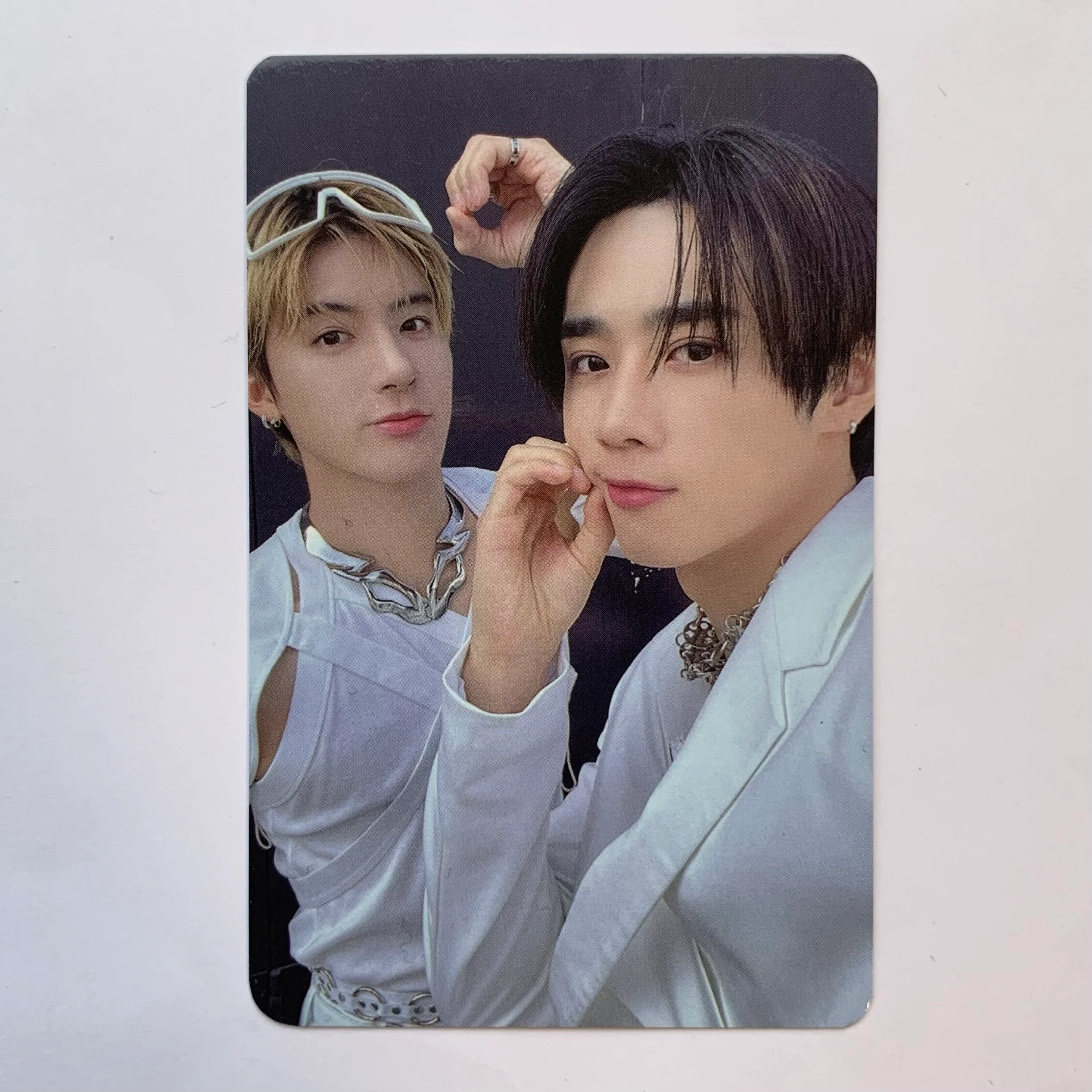 THE BOYZ - WORLD TOUR ZENERATION II Trading Cards - Image 42